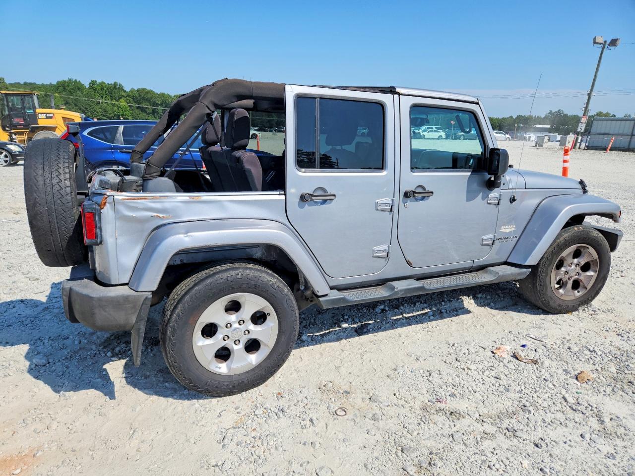 2014 Jeep Wrangler Unlimited Sahara Silver vin: 1C4BJWEG8EL220166