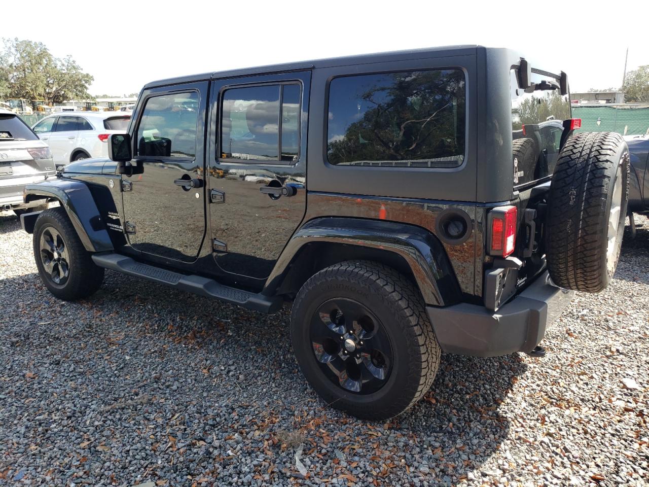 2014 Jeep Wrangler Unlimited Sahara Black vin: 1C4BJWEG8EL239834