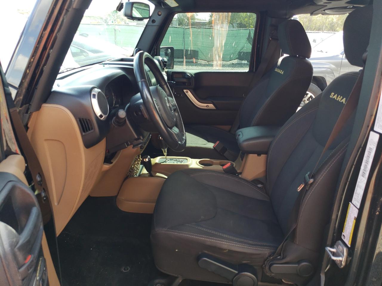 2014 Jeep Wrangler Unlimited Sahara Black vin: 1C4BJWEG8EL239834