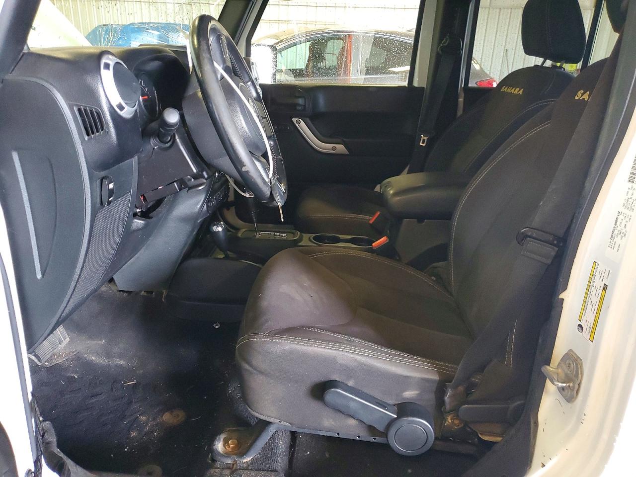2014 Jeep Wrangler Unlimited Sahara Белый vin: 1C4BJWEG8EL258092