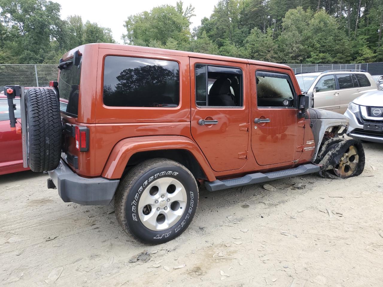 2014 Jeep Wrangler Unlimited Sahara Orange vin: 1C4BJWEG8EL258447