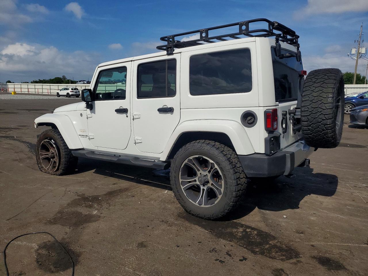 2015 Jeep Wrangler Unlimited Sahara White vin: 1C4BJWEG8FL678520