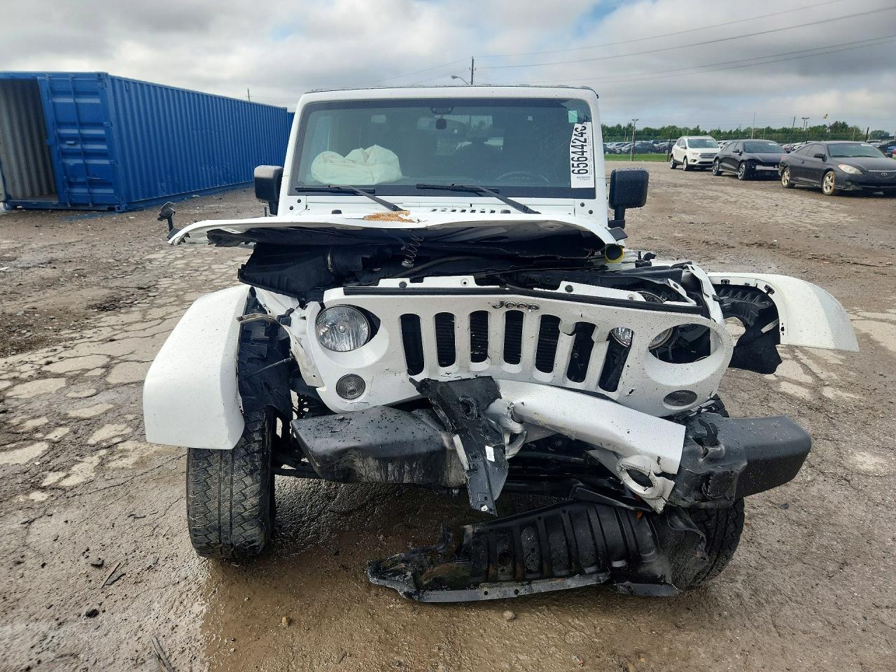 2015 Jeep Wrangler Unlimited Sahara White vin: 1C4BJWEG8FL764216