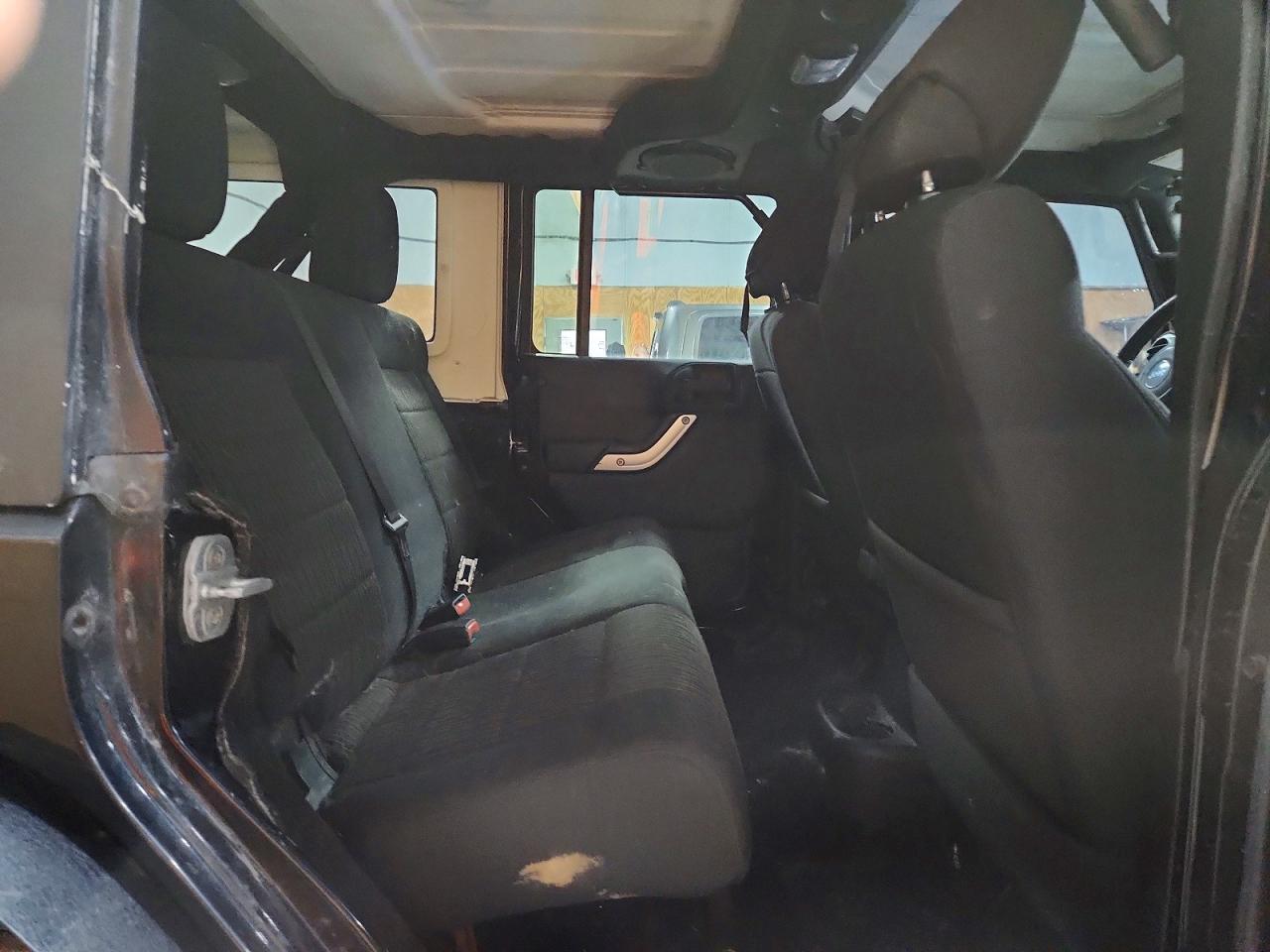 2012 Jeep Wrangler Unlimited Sahara Black vin: 1C4BJWEG9CL103208