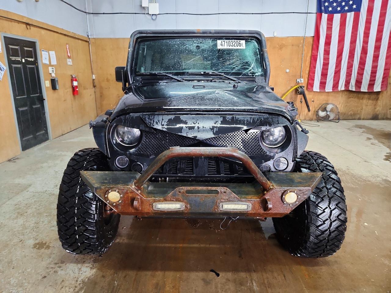 2012 Jeep Wrangler Unlimited Sahara Black vin: 1C4BJWEG9CL103208