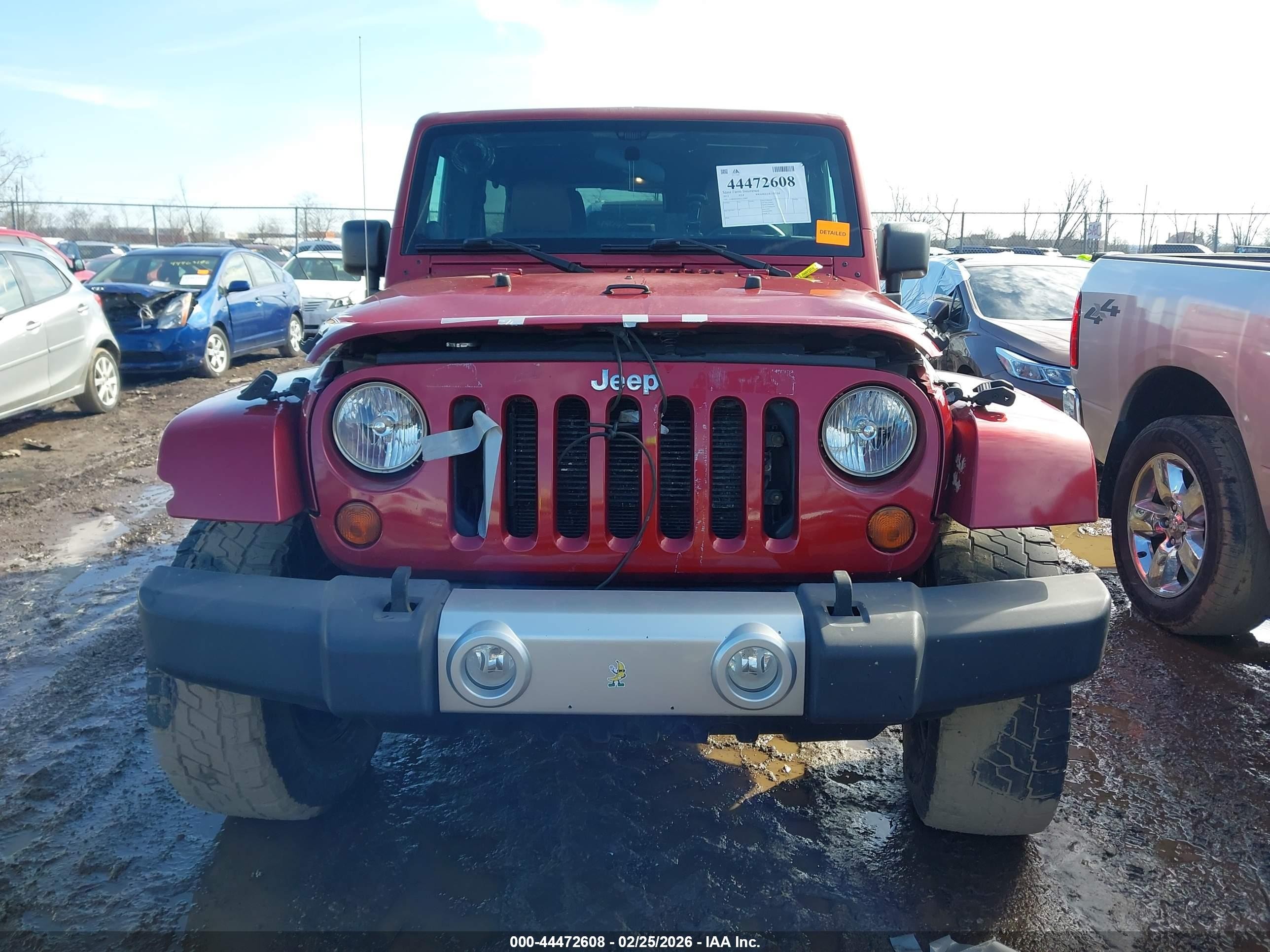 2012 Jeep Wrangler Unlimited Sahara Red vin: 1C4BJWEG9CL110997