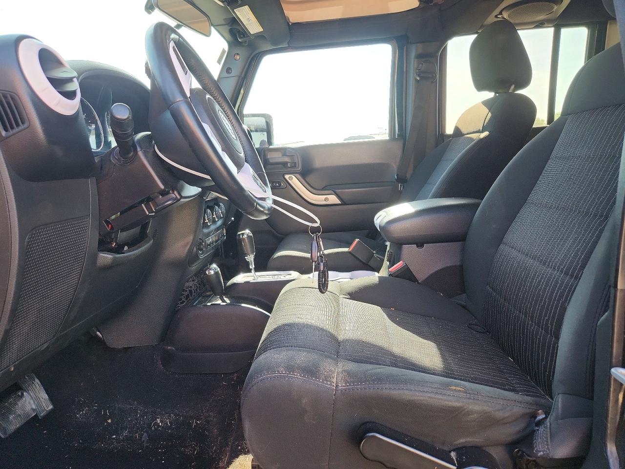 2012 Jeep Wrangler Unlimited Sahara Black vin: 1C4BJWEG9CL173274