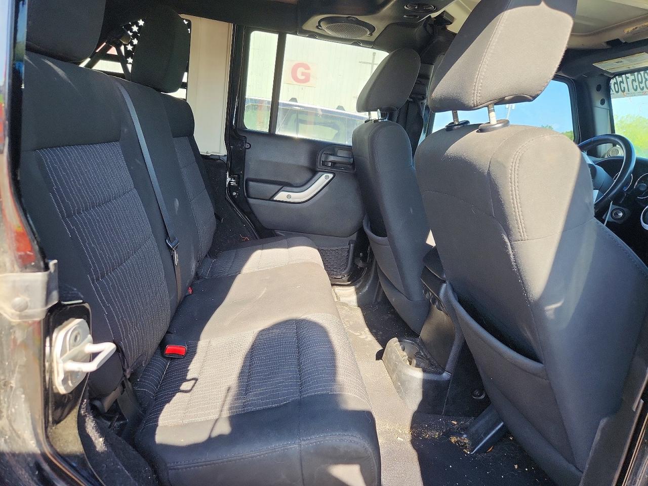 2012 Jeep Wrangler Unlimited Sahara Black vin: 1C4BJWEG9CL173274