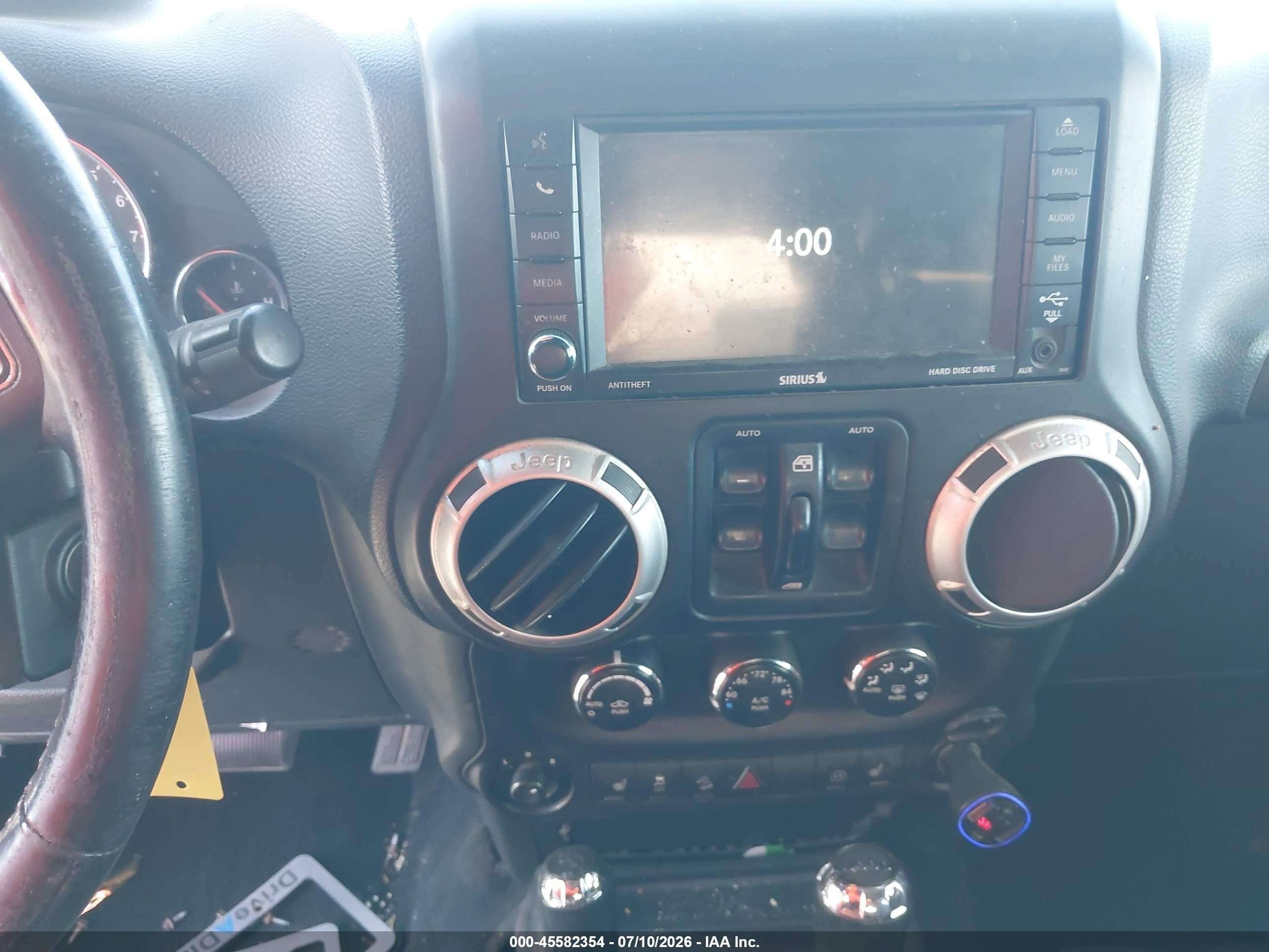 2012 Jeep Wrangler Unlimited Sahara Blue vin: 1C4BJWEG9CL230119