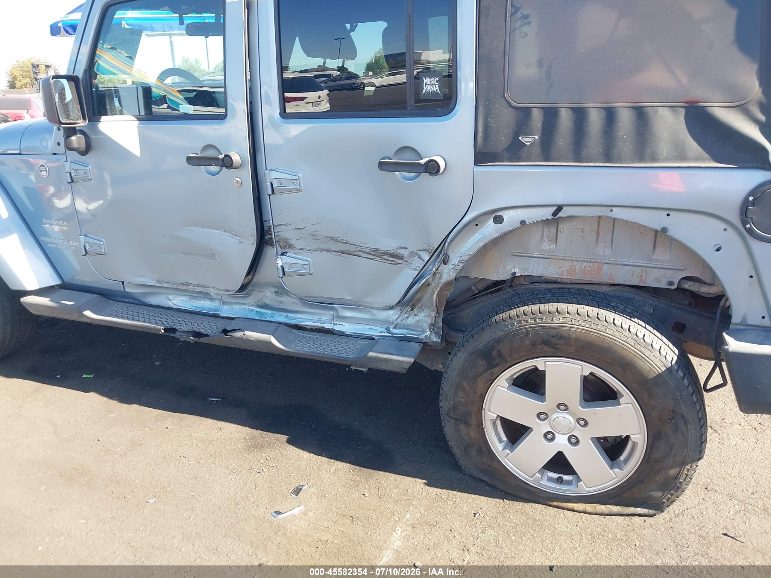 2012 Jeep Wrangler Unlimited Sahara Blue vin: 1C4BJWEG9CL230119
