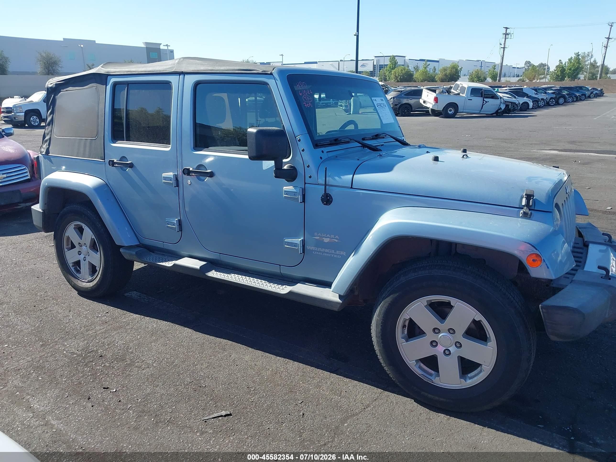 2012 Jeep Wrangler Unlimited Sahara Blue vin: 1C4BJWEG9CL230119