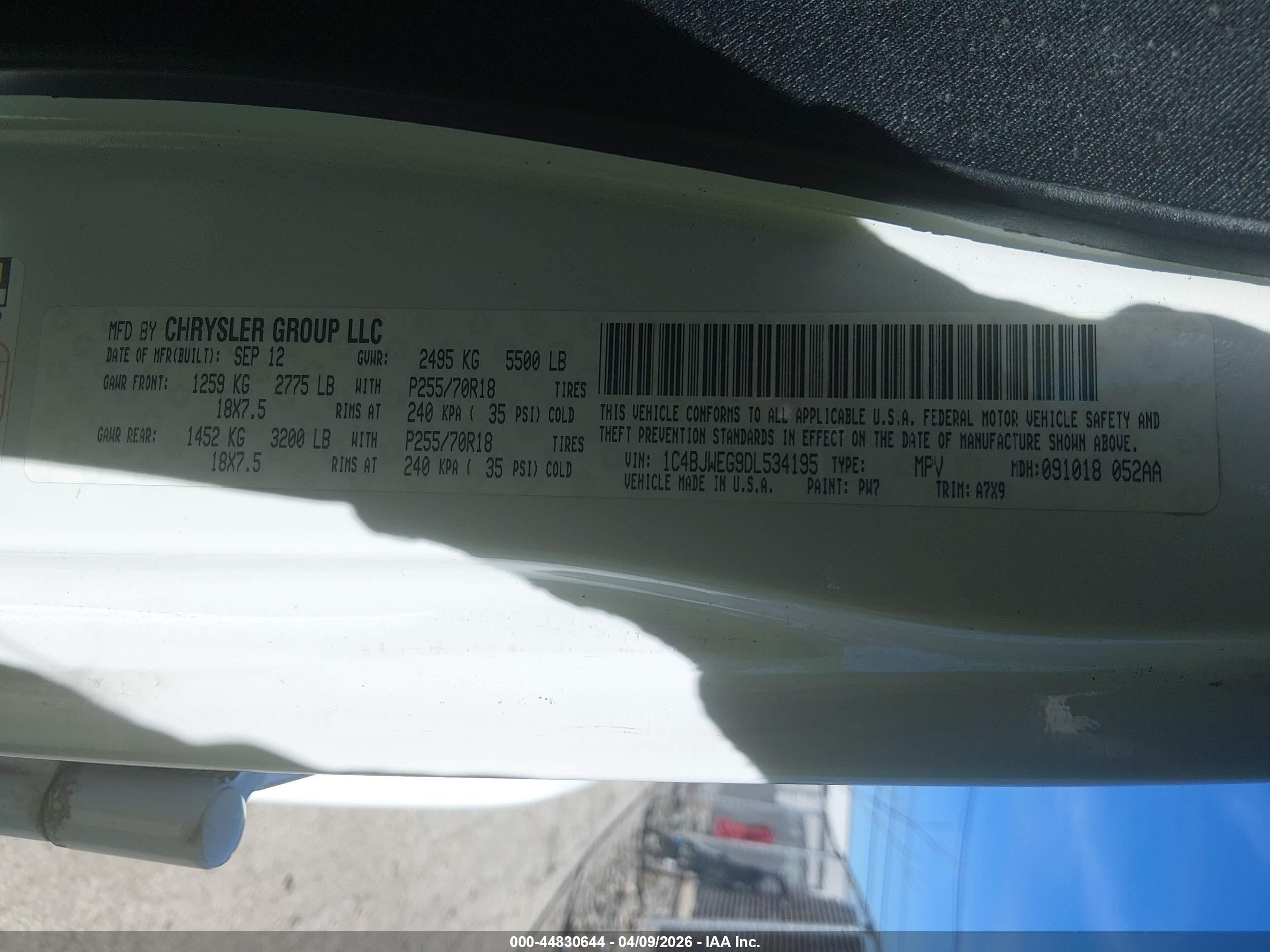 2013 Jeep Wrangler Unlimited Sahara White vin: 1C4BJWEG9DL534195