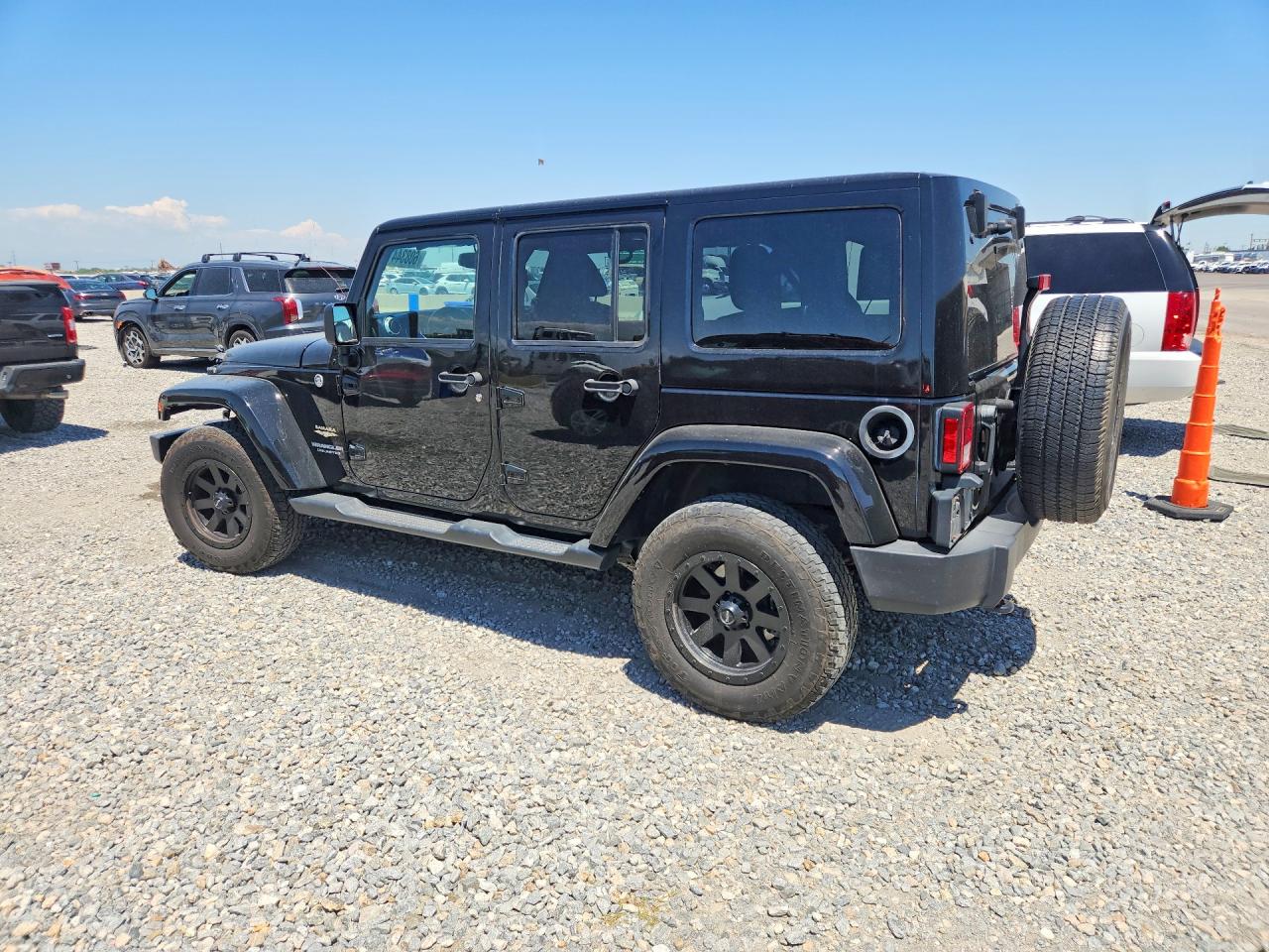 2014 Jeep Wrangler Unlimited Sahara Black vin: 1C4BJWEG9EL128242