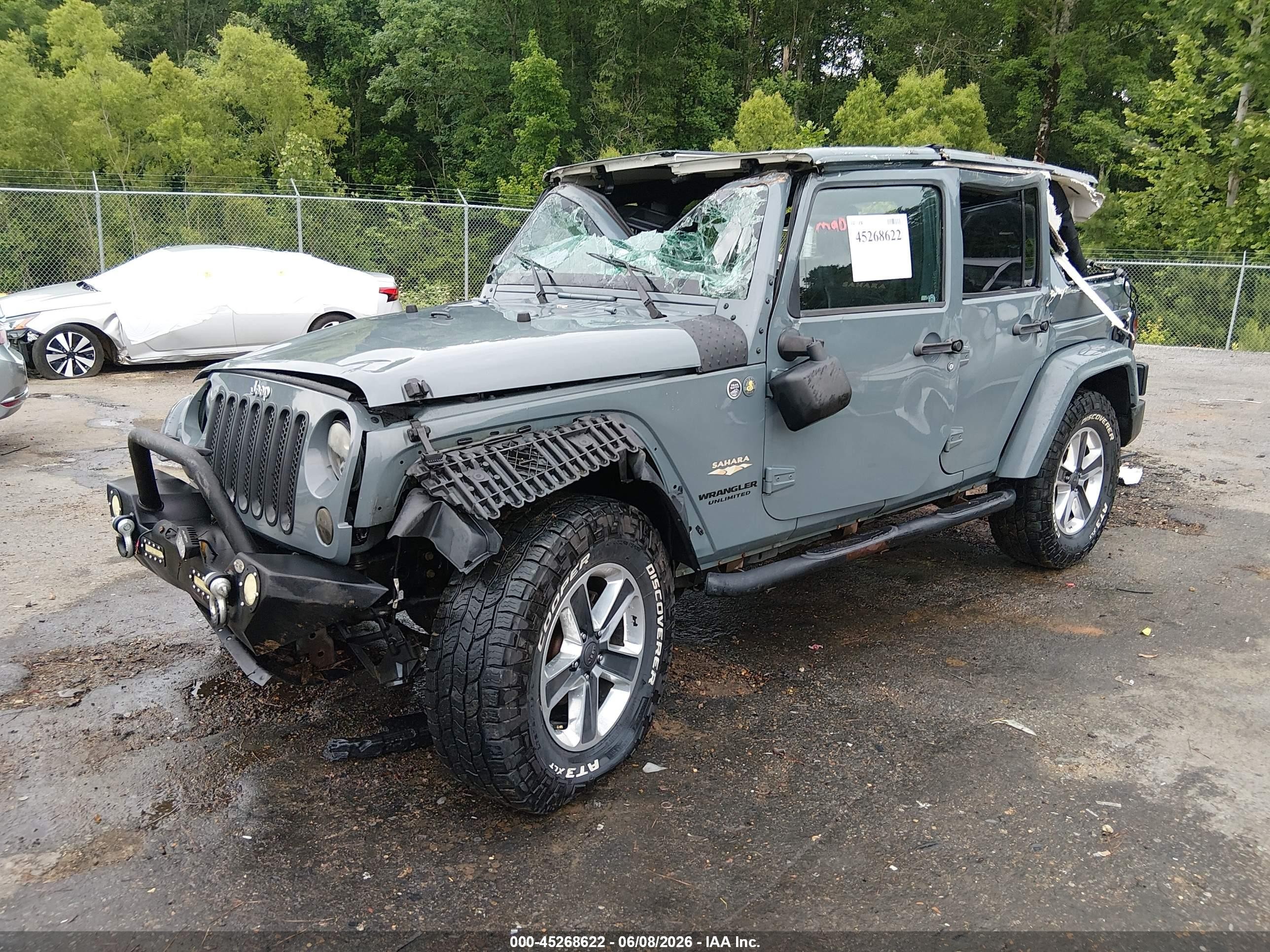 2014 Jeep Wrangler Unlimited Sahara Gray vin: 1C4BJWEG9EL209595