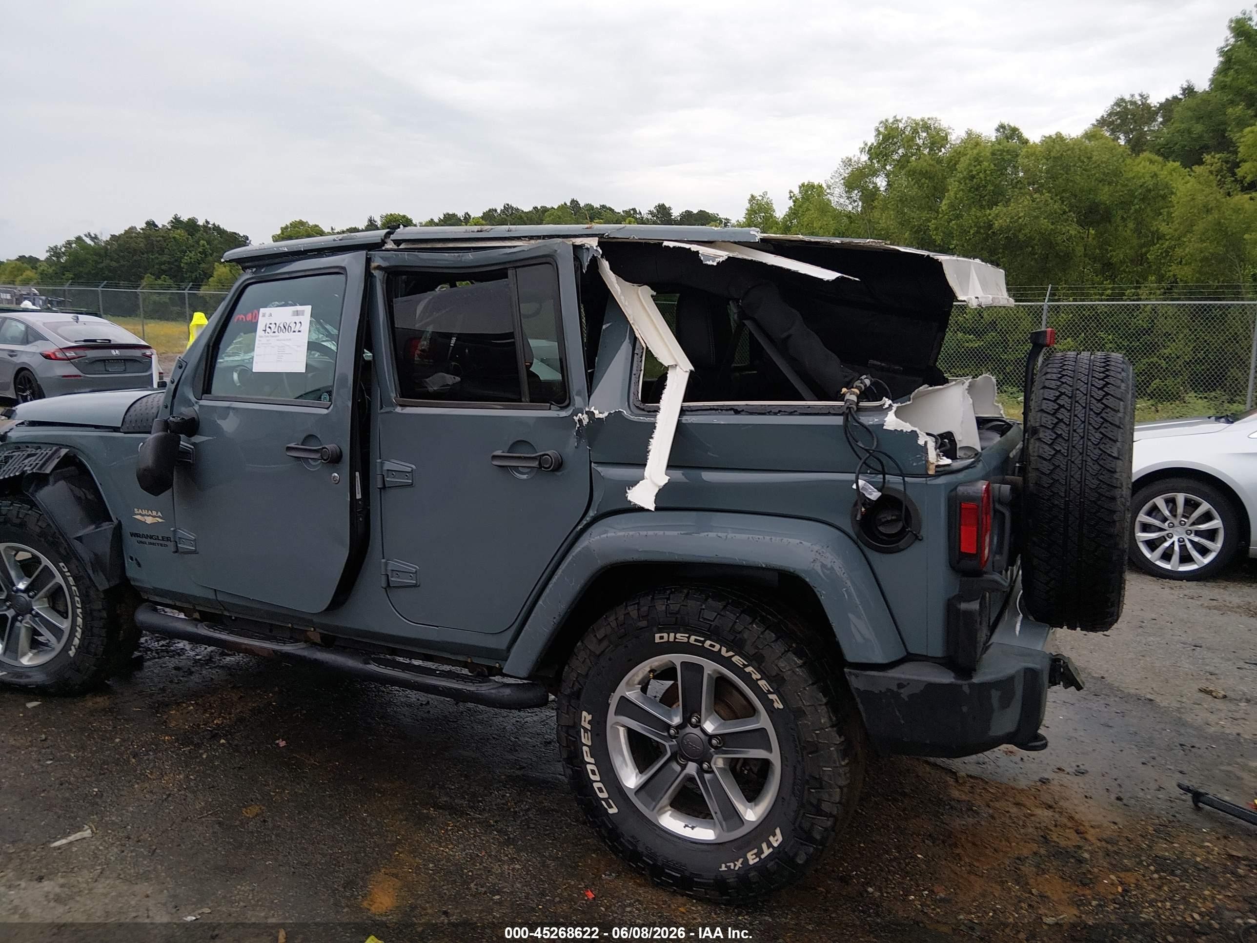 2014 Jeep Wrangler Unlimited Sahara Gray vin: 1C4BJWEG9EL209595