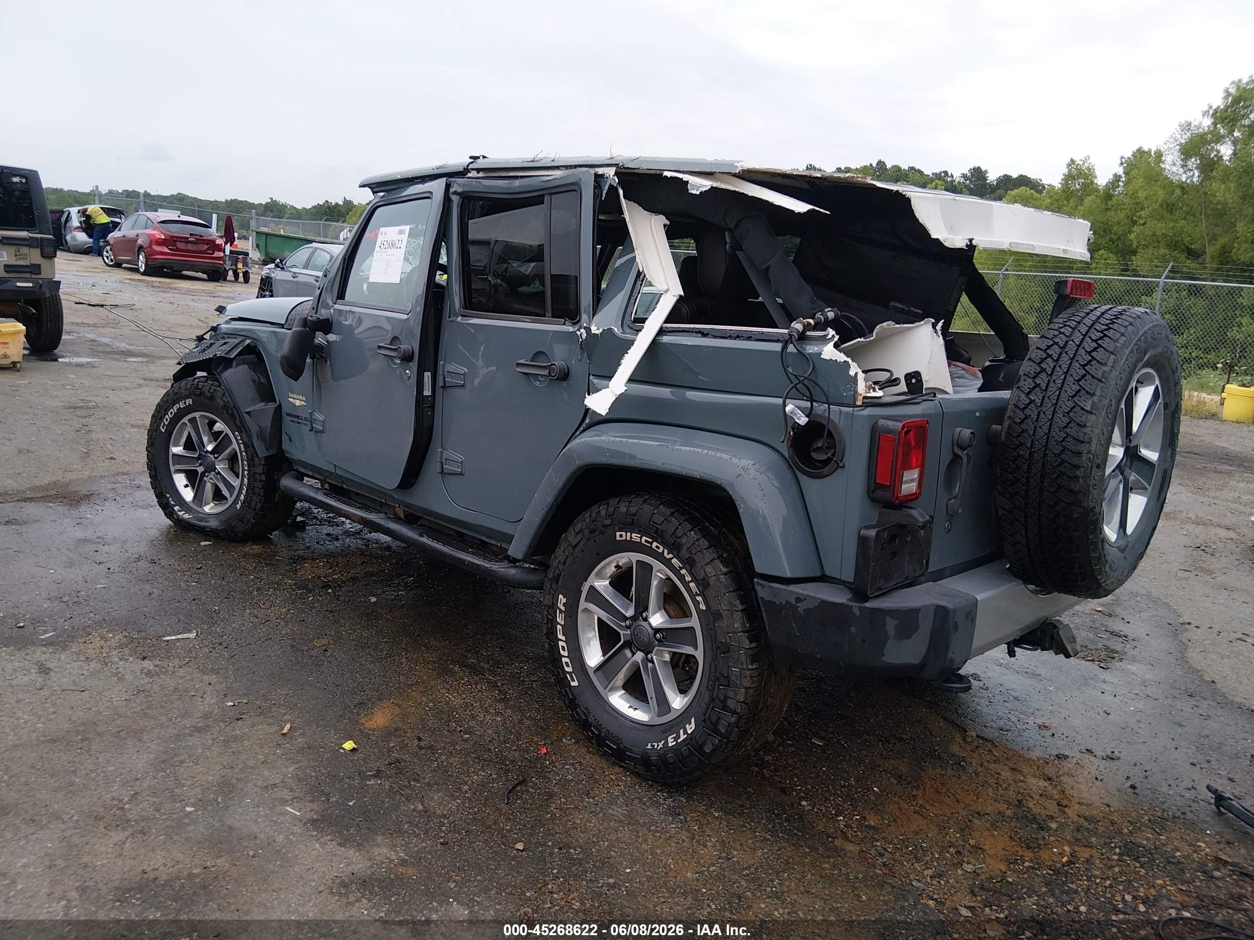 2014 Jeep Wrangler Unlimited Sahara Gray vin: 1C4BJWEG9EL209595