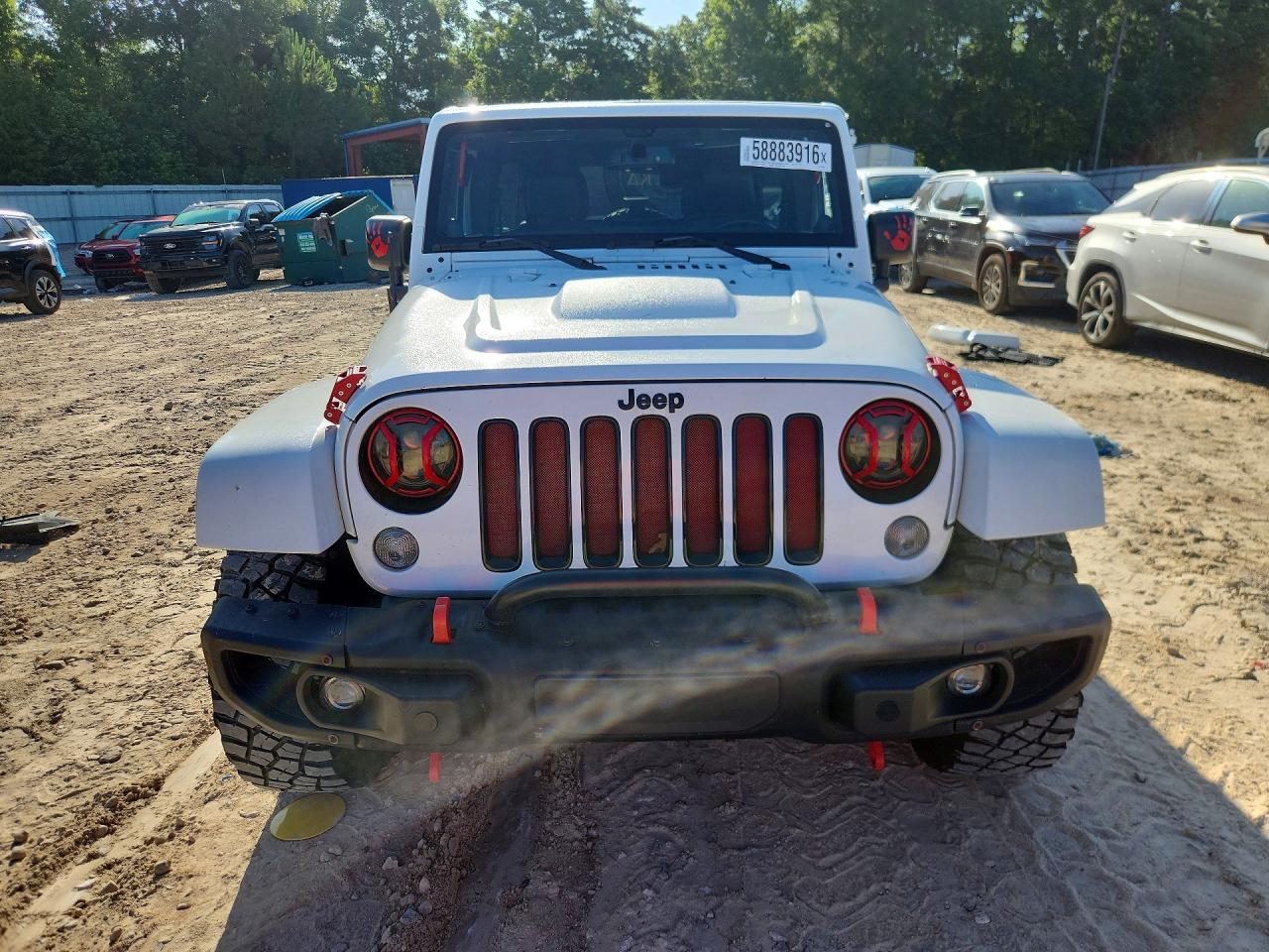 2014 Jeep Wrangler Unlimited Sahara White vin: 1C4BJWEG9EL242693