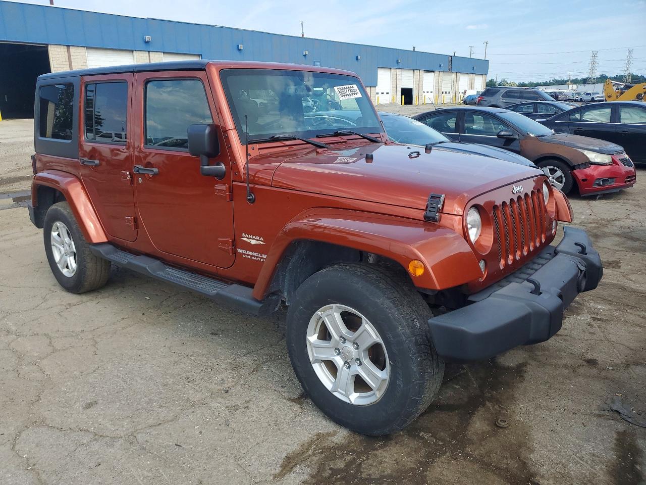 2014 Jeep Wrangler Unlimited Sahara Orange vin: 1C4BJWEG9EL261924