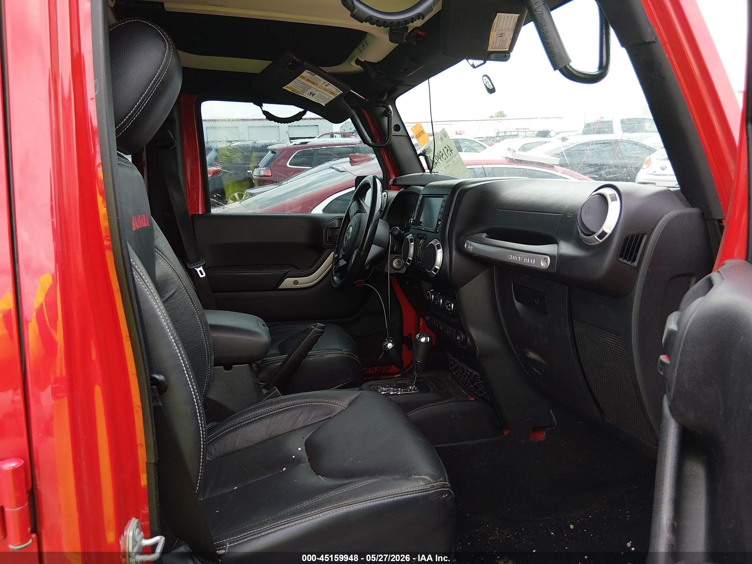 2015 Jeep Wrangler Unlimited Sahara Red vin: 1C4BJWEG9FL660575