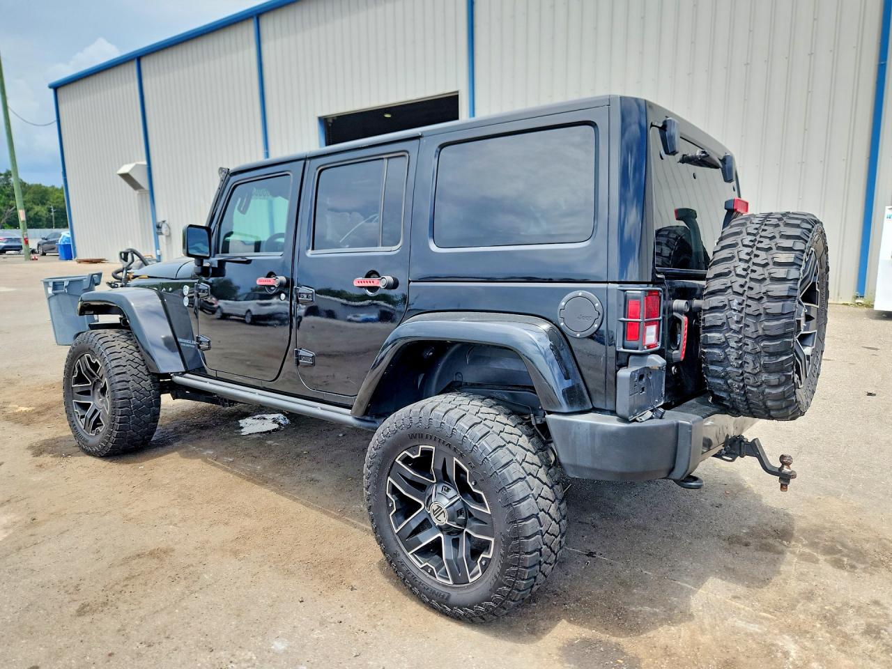 2015 Jeep Wrangler Unlimited Sahara Black vin: 1C4BJWEG9FL683984