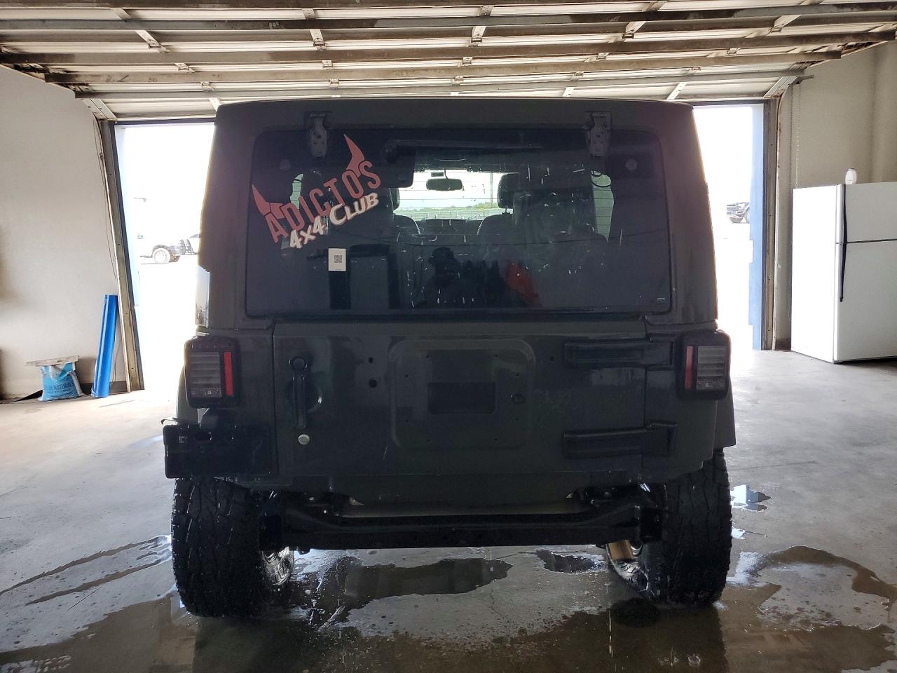 2015 Jeep Wrangler Unlimited Sahara Brown vin: 1C4BJWEG9FL723142