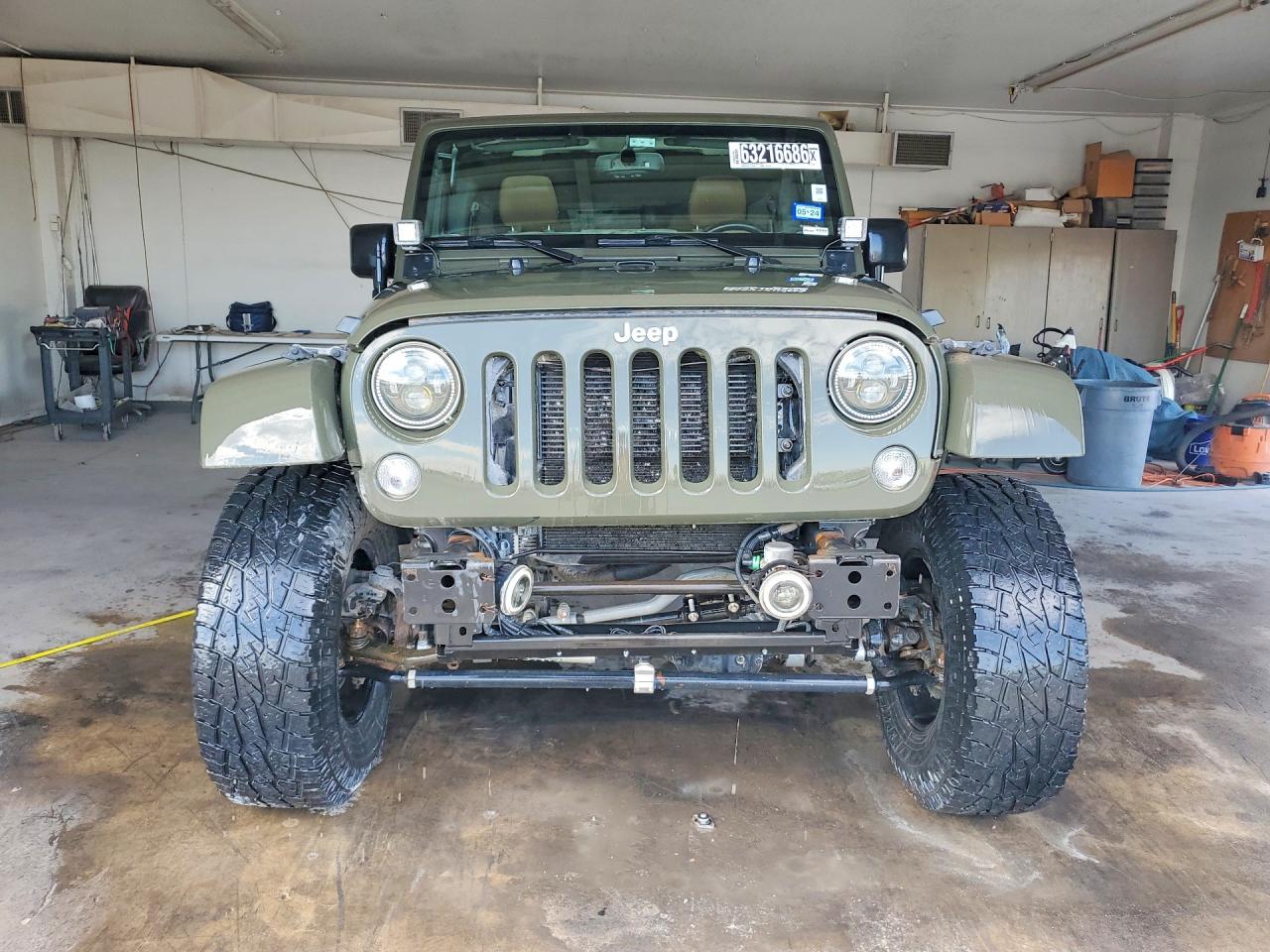 2015 Jeep Wrangler Unlimited Sahara Brown vin: 1C4BJWEG9FL723142