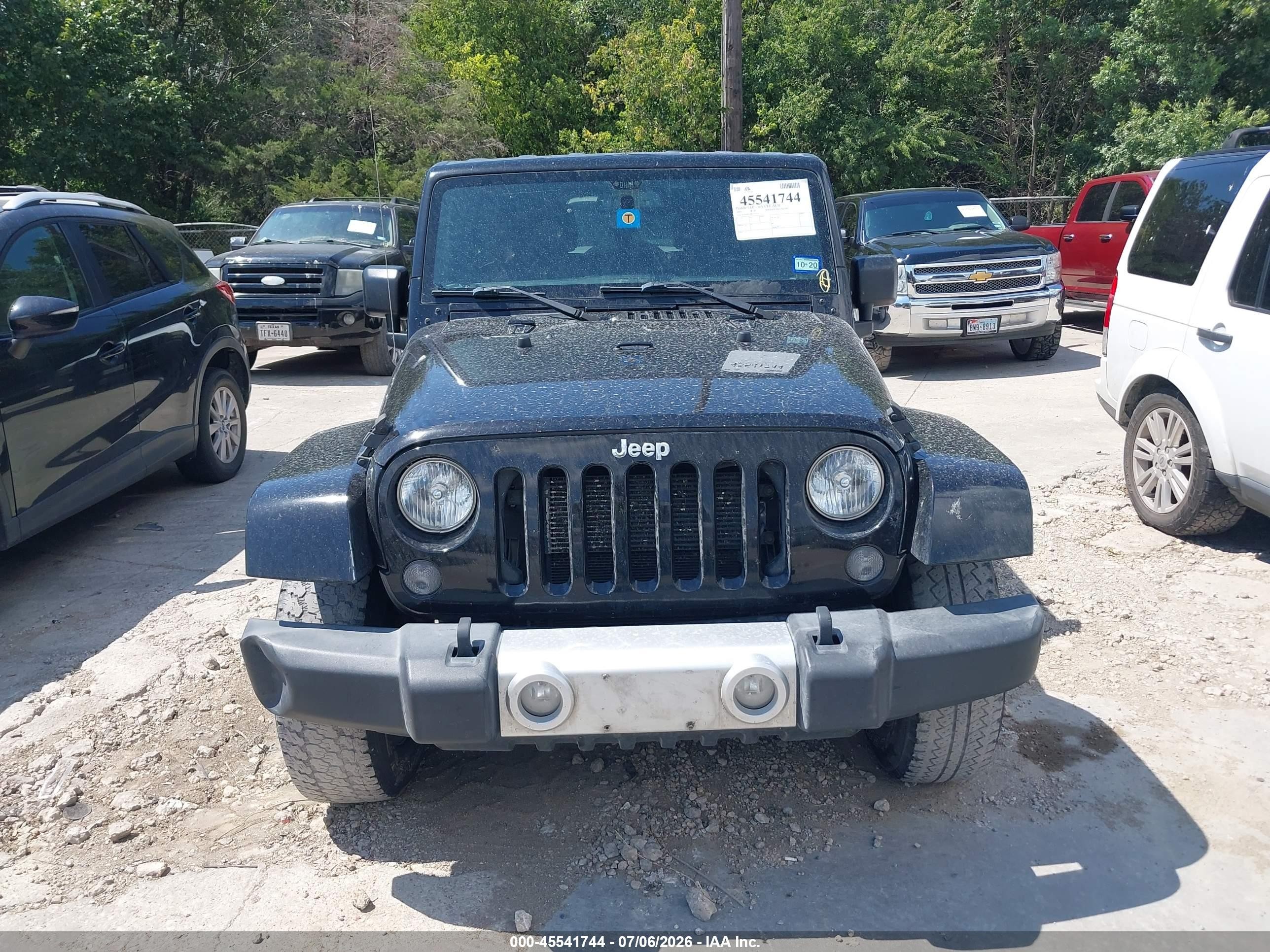 2015 Jeep Wrangler Unlimited Sahara Black vin: 1C4BJWEG9FL737512