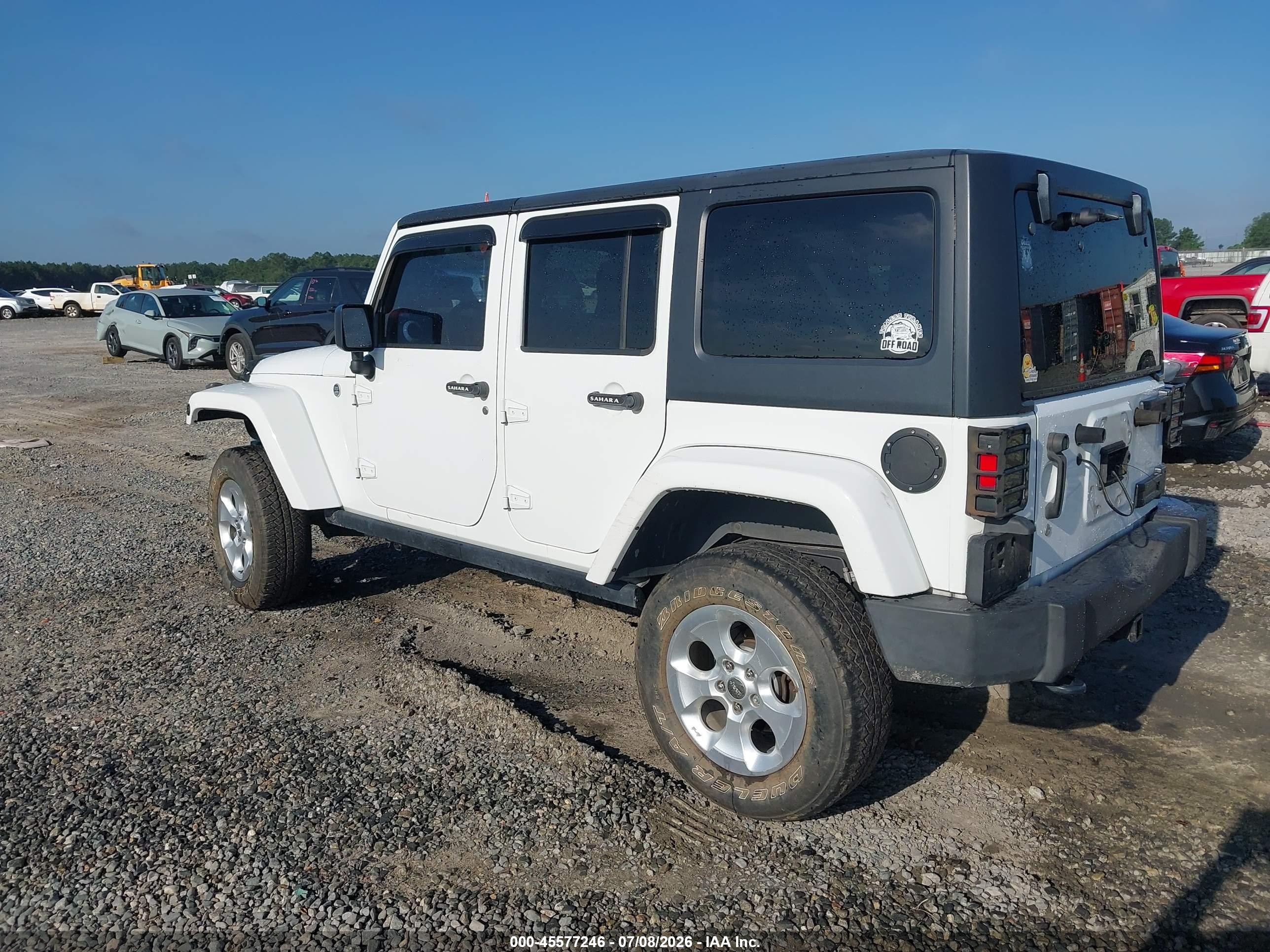 2015 Jeep Wrangler Unlimited Sahara White vin: 1C4BJWEG9FL746372