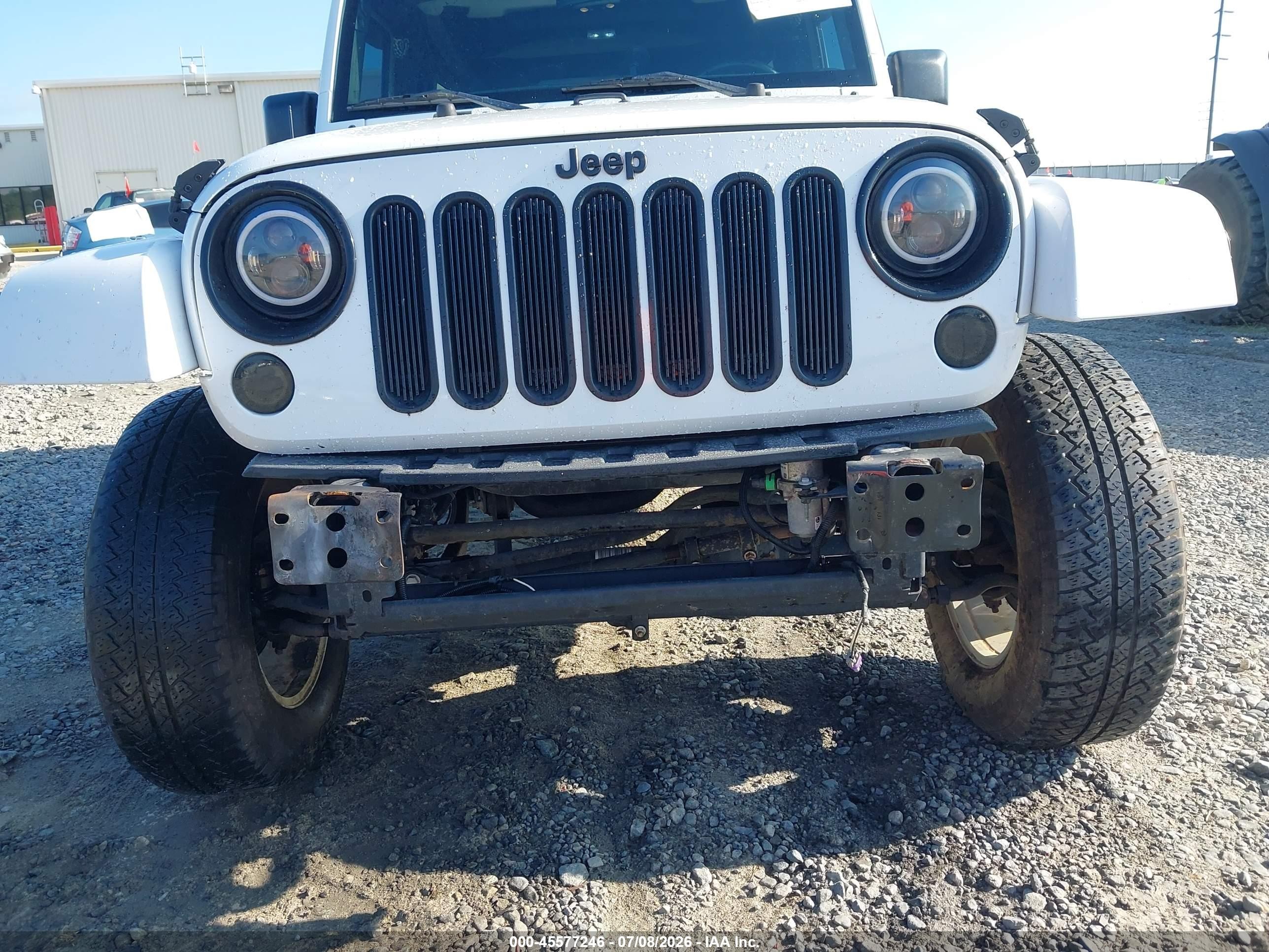 2015 Jeep Wrangler Unlimited Sahara White vin: 1C4BJWEG9FL746372