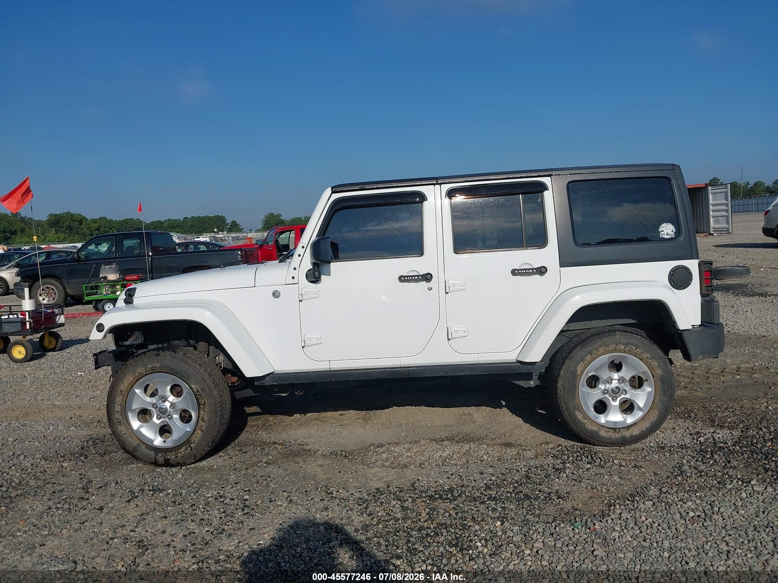 2015 Jeep Wrangler Unlimited Sahara White vin: 1C4BJWEG9FL746372