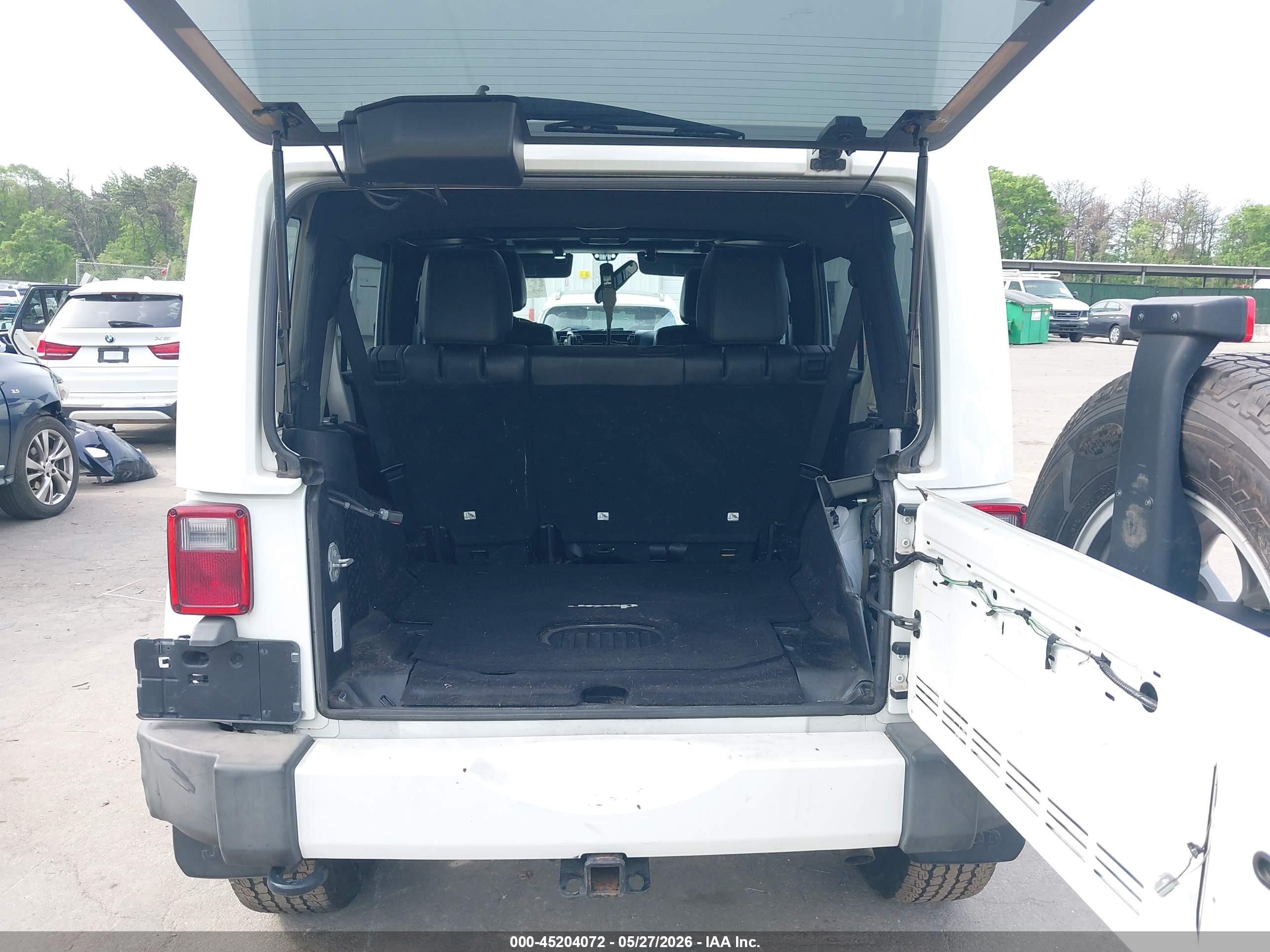 2015 Jeep Wrangler Unlimited Altitude Белый vin: 1C4BJWEG9FL758005