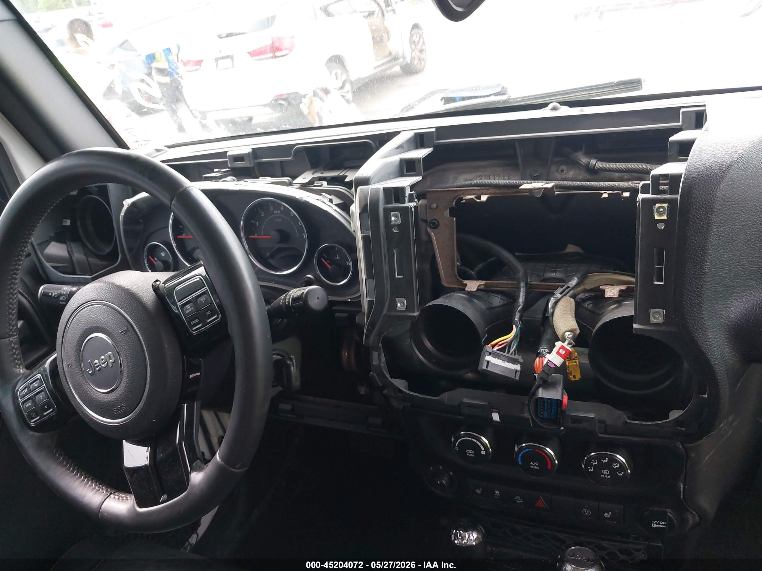 2015 Jeep Wrangler Unlimited Altitude Белый vin: 1C4BJWEG9FL758005