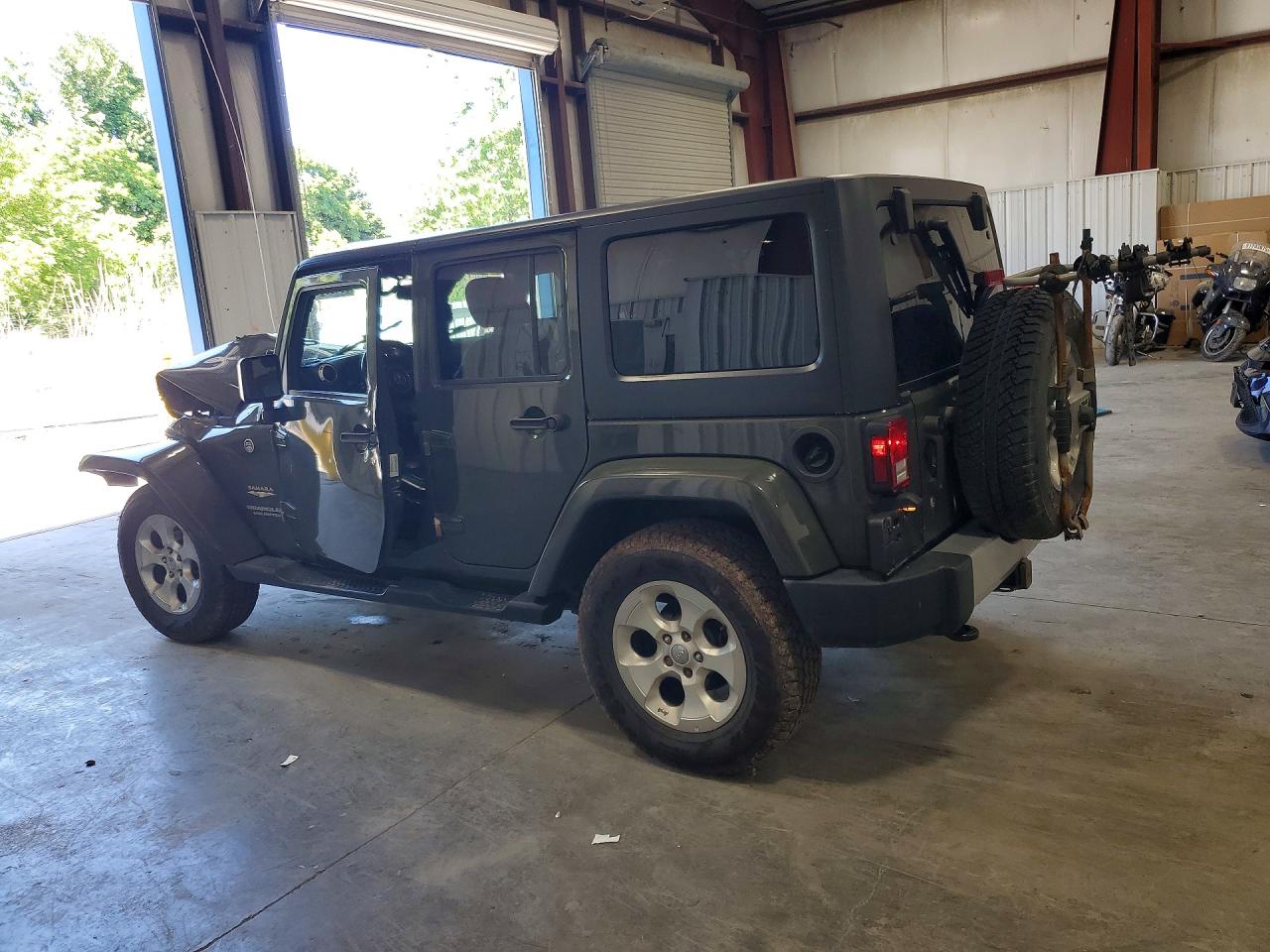 2015 Jeep Wrangler Unlimited Sahara Green vin: 1C4BJWEG9FL771756