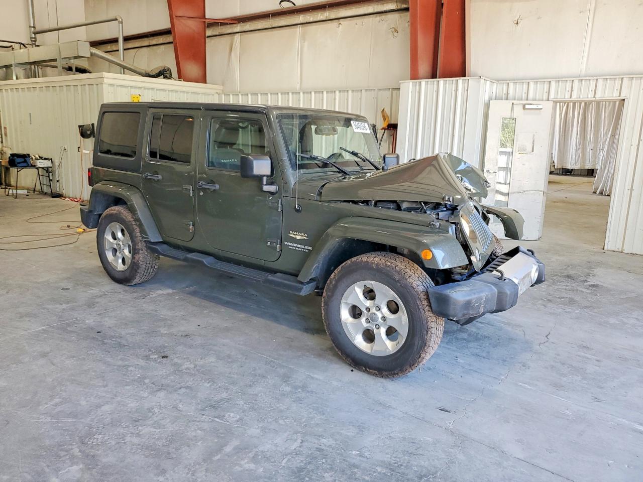 2015 Jeep Wrangler Unlimited Sahara Green vin: 1C4BJWEG9FL771756