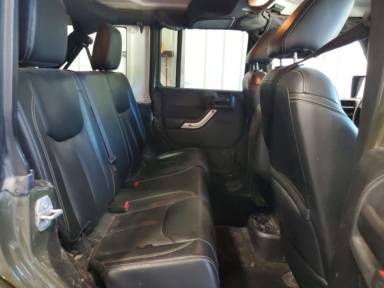 2015 Jeep Wrangler Unlimited Sahara Green vin: 1C4BJWEG9FL771756