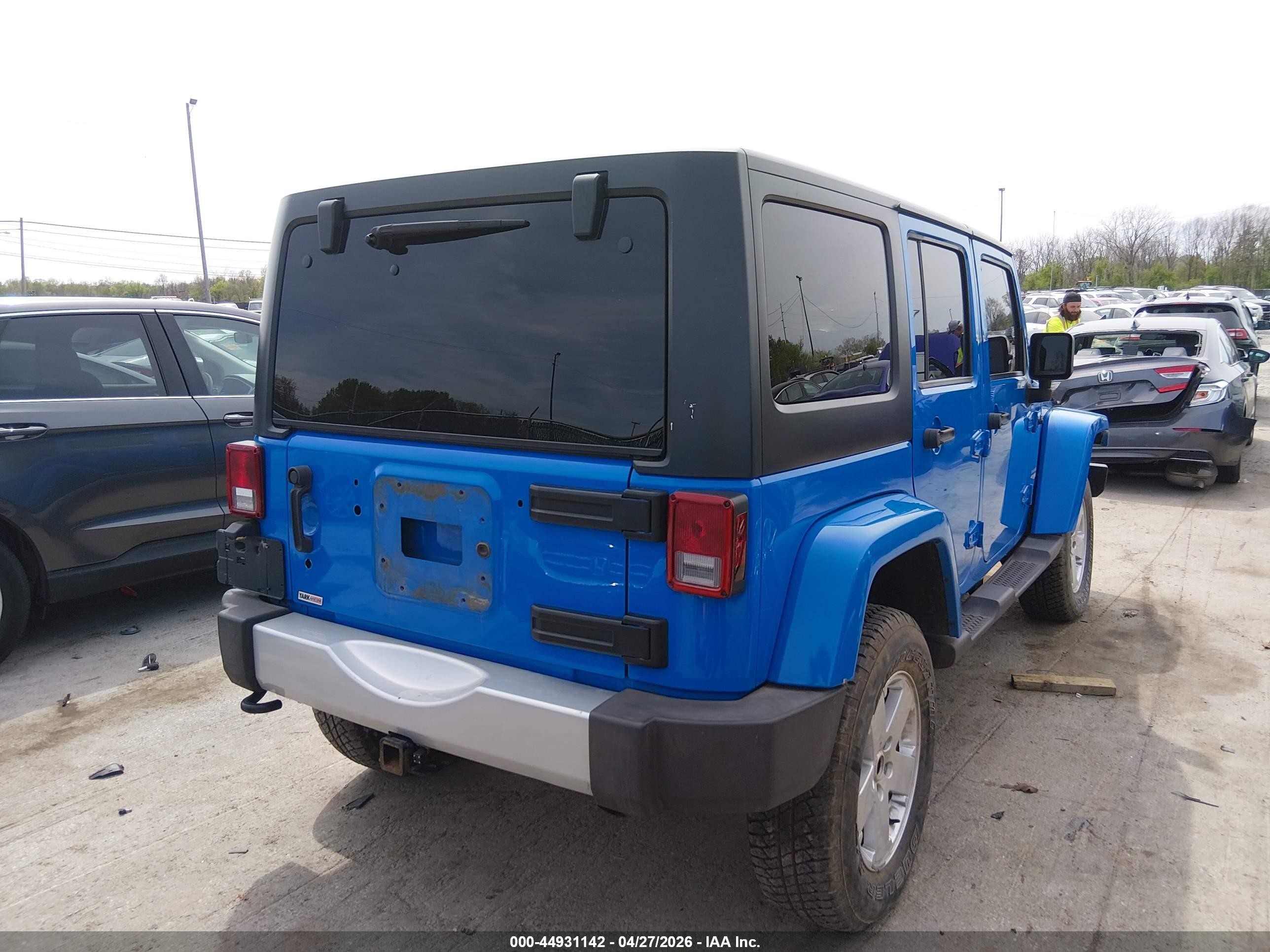 2012 Jeep Wrangler Unlimited Sahara Blue vin: 1C4BJWEGXCL142423