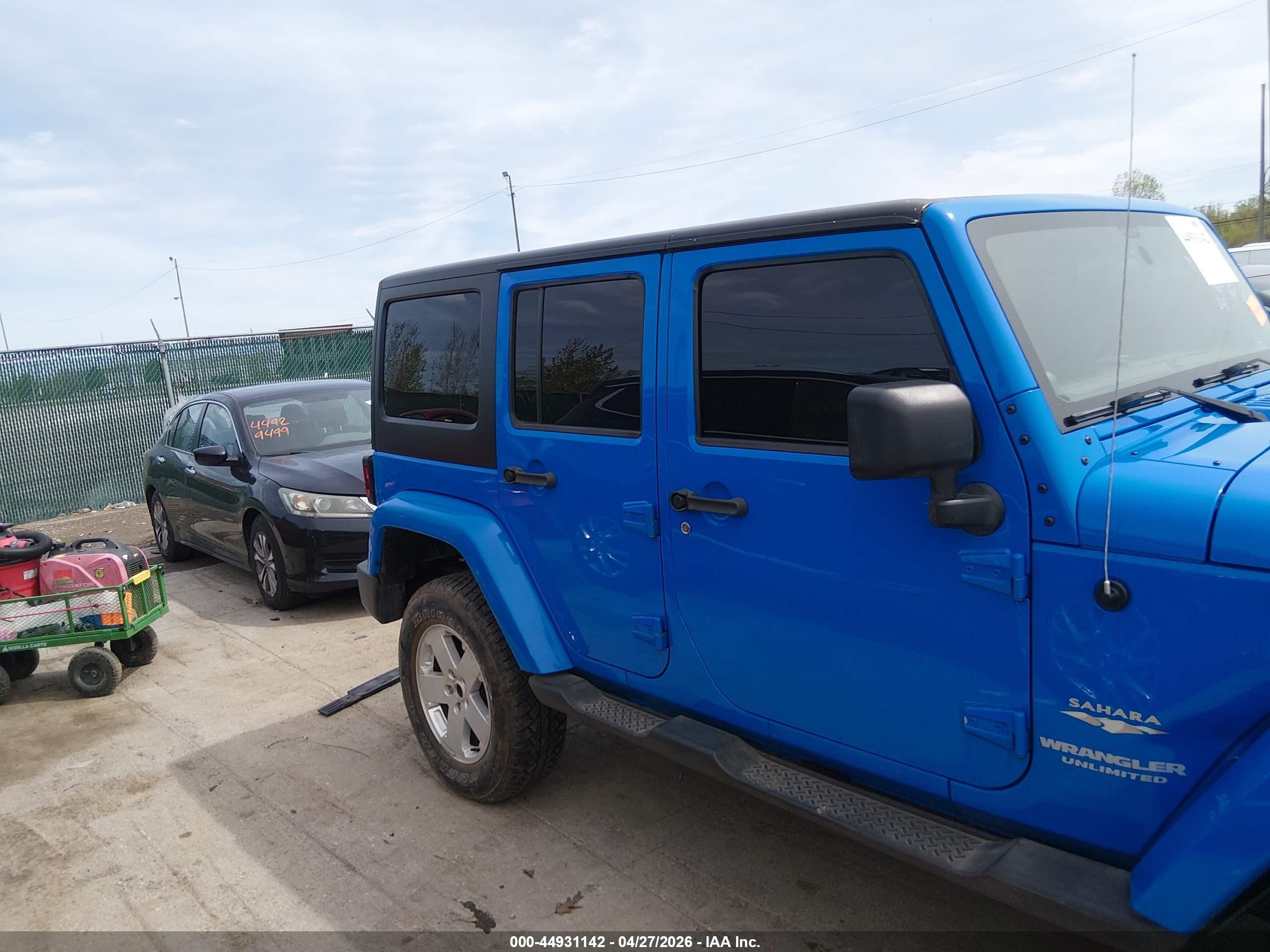 2012 Jeep Wrangler Unlimited Sahara Blue vin: 1C4BJWEGXCL142423