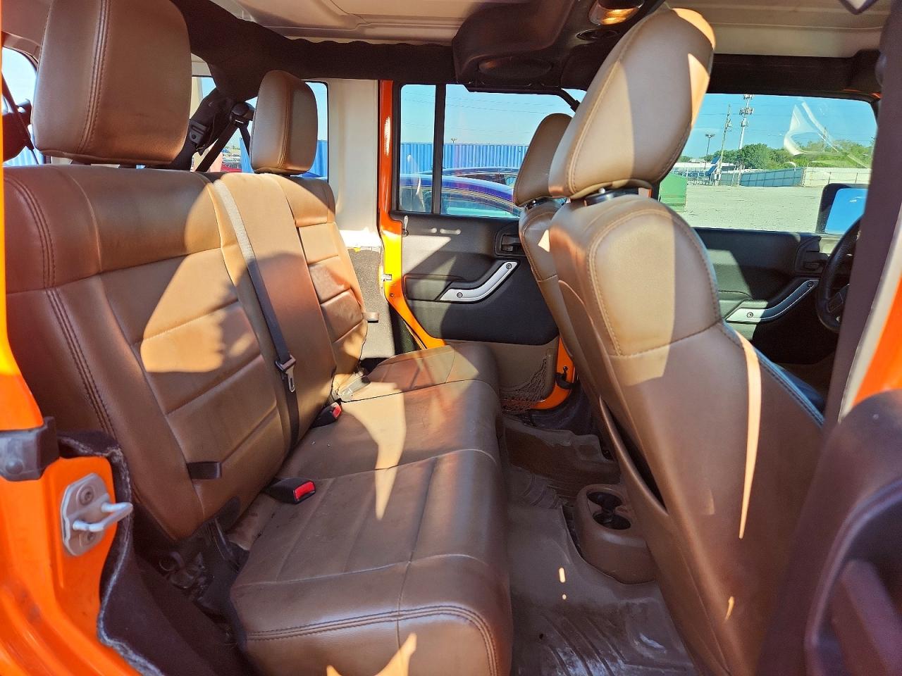 2012 Jeep Wrangler Unlimited Sahara Orange vin: 1C4BJWEGXCL170268