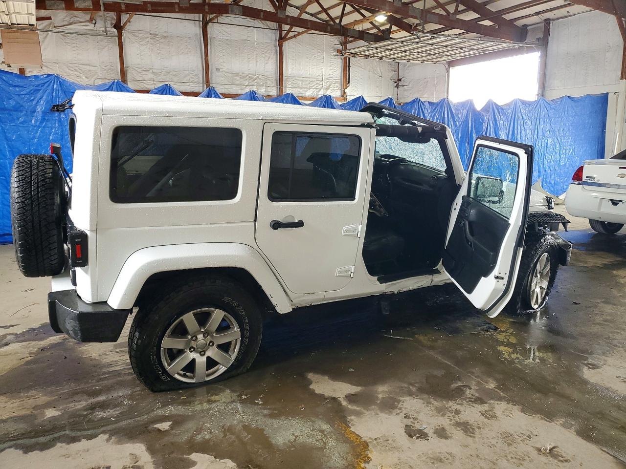 2012 Jeep Wrangler Unlimited Sahara White vin: 1C4BJWEGXCL271343
