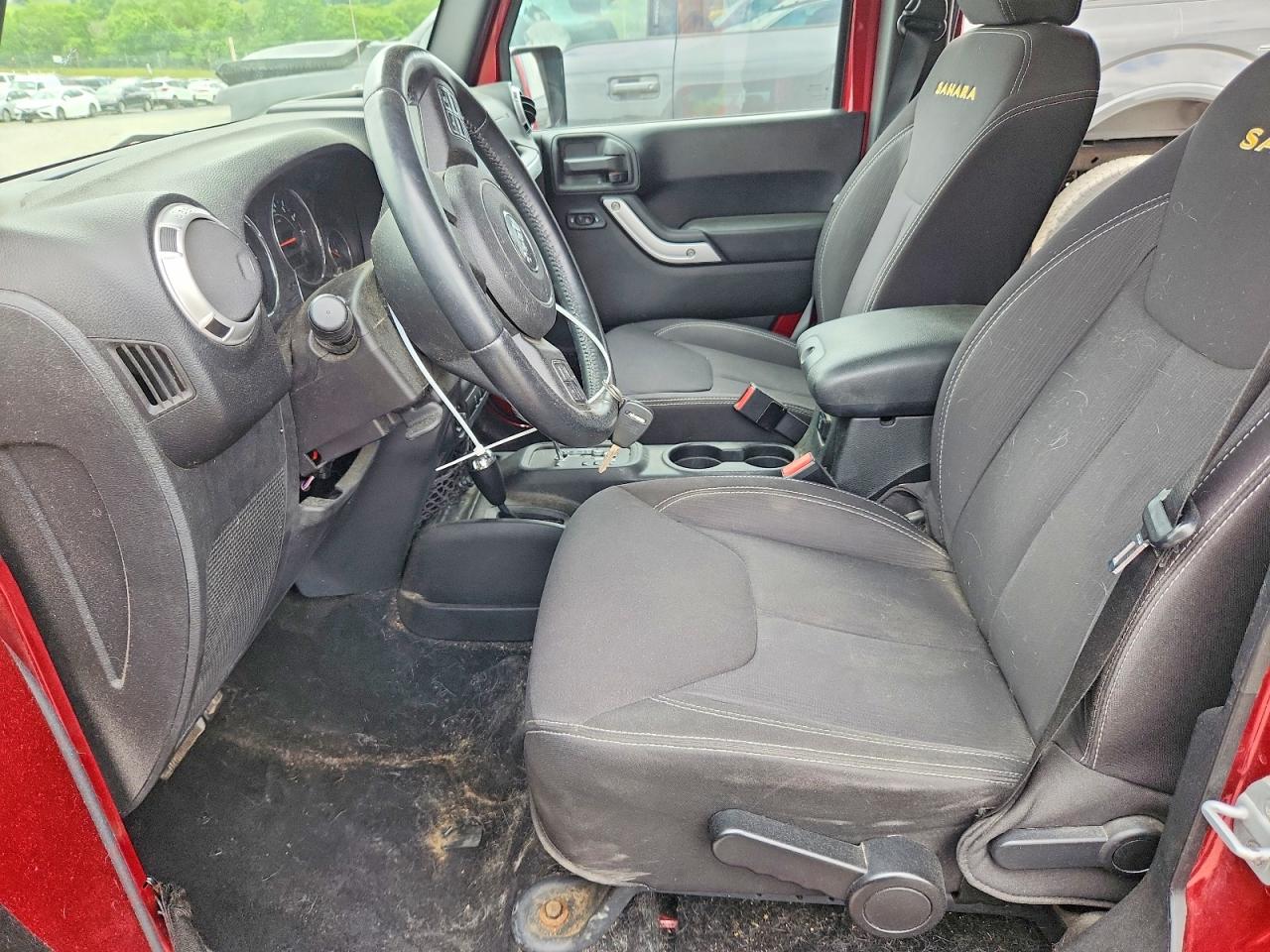 2013 Jeep Wrangler Unlimited Sahara Красный vin: 1C4BJWEGXDL537297