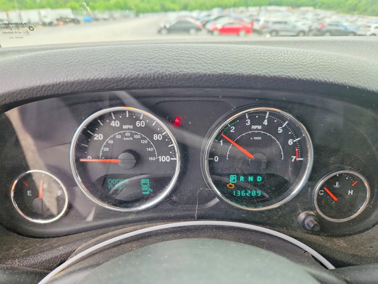 2013 Jeep Wrangler Unlimited Sahara Красный vin: 1C4BJWEGXDL537297