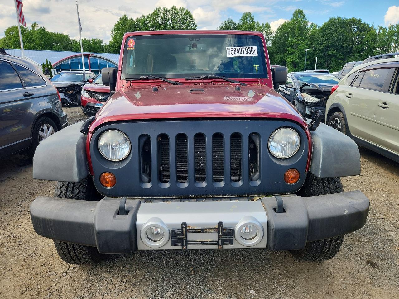 2013 Jeep Wrangler Unlimited Sahara Red vin: 1C4BJWEGXDL562894