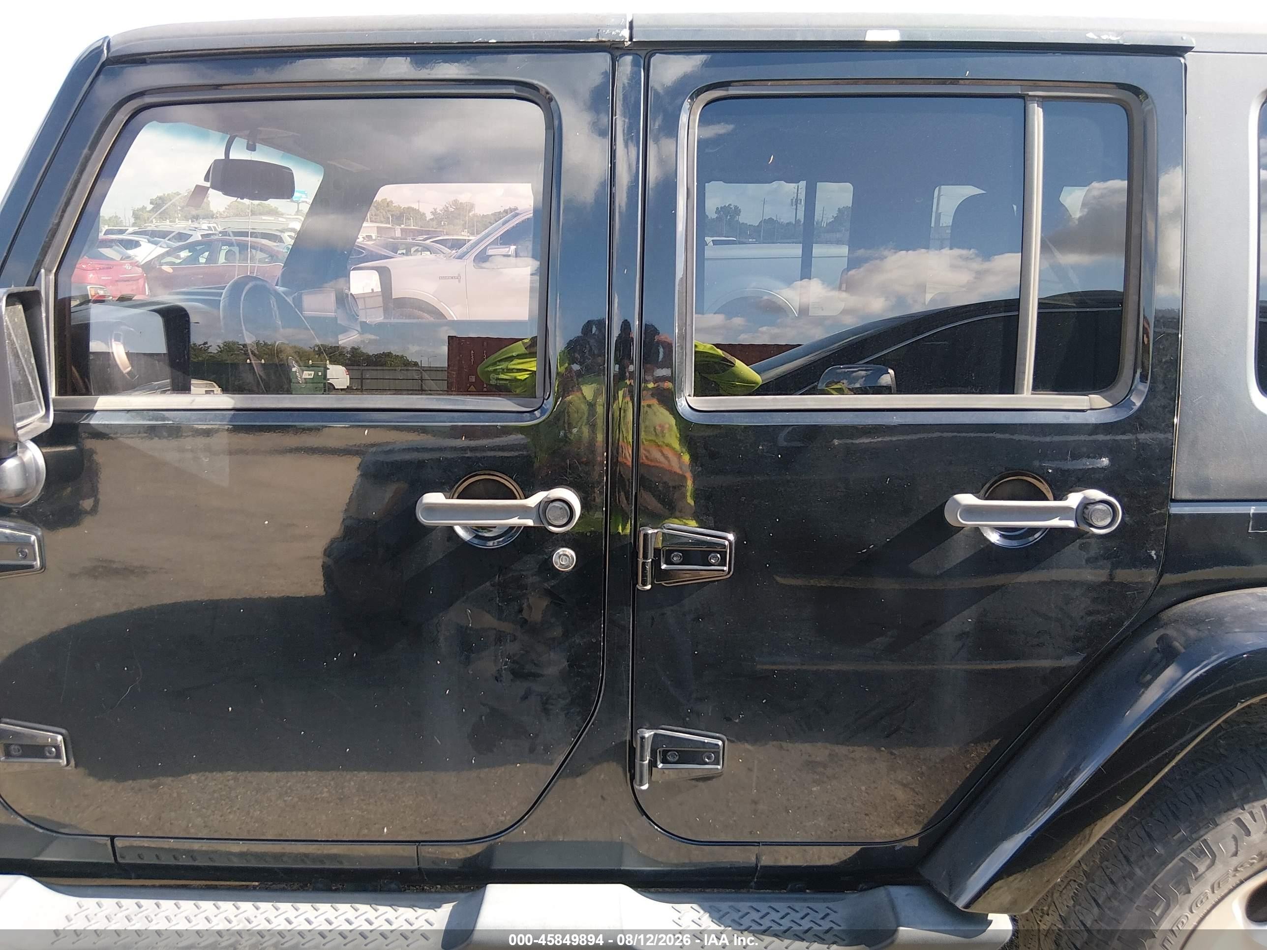 2013 Jeep Wrangler Unlimited Sahara Black vin: 1C4BJWEGXDL677169