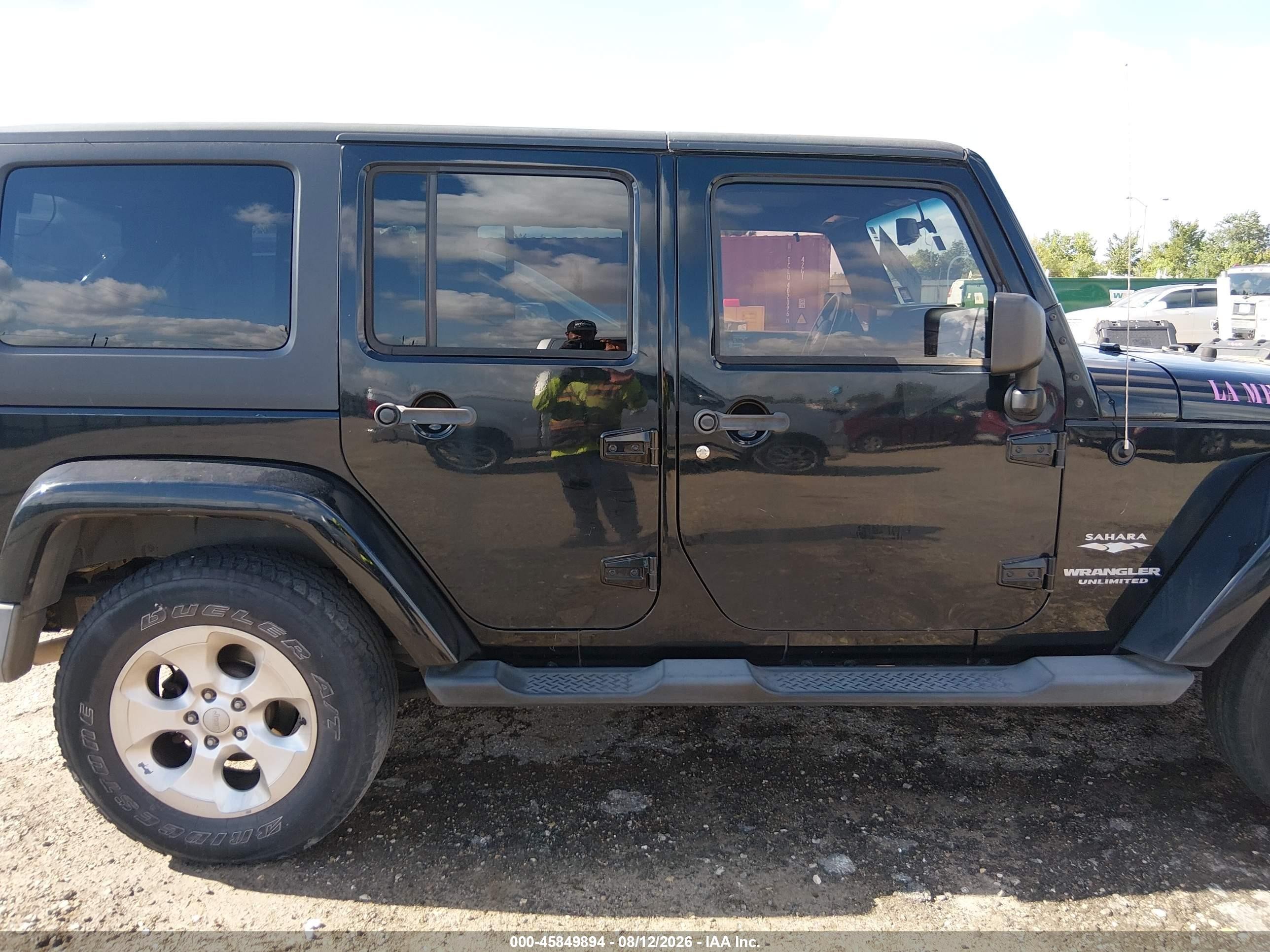 2013 Jeep Wrangler Unlimited Sahara Black vin: 1C4BJWEGXDL677169