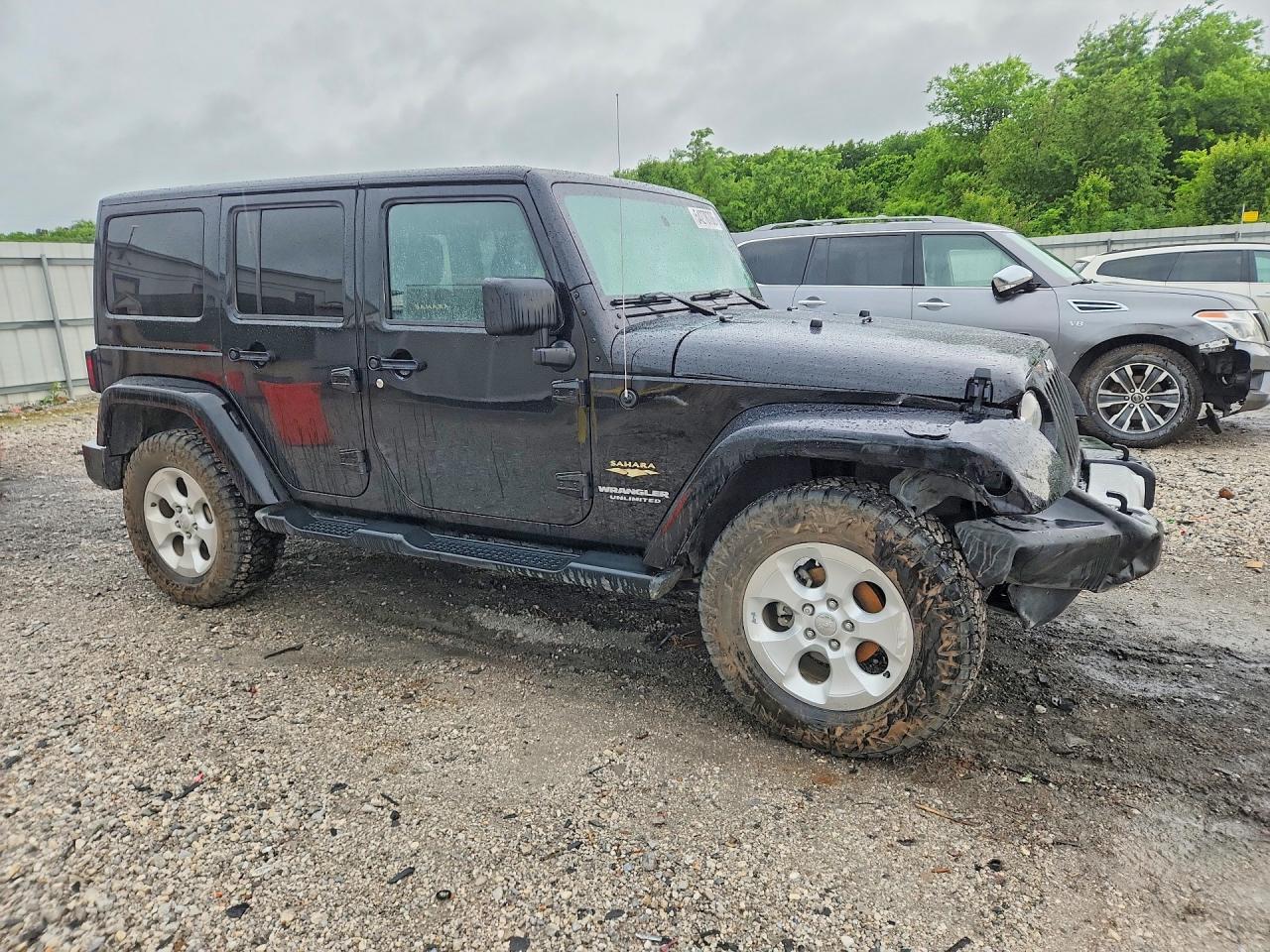2014 Jeep Wrangler Unlimited Sahara Black vin: 1C4BJWEGXEL141467