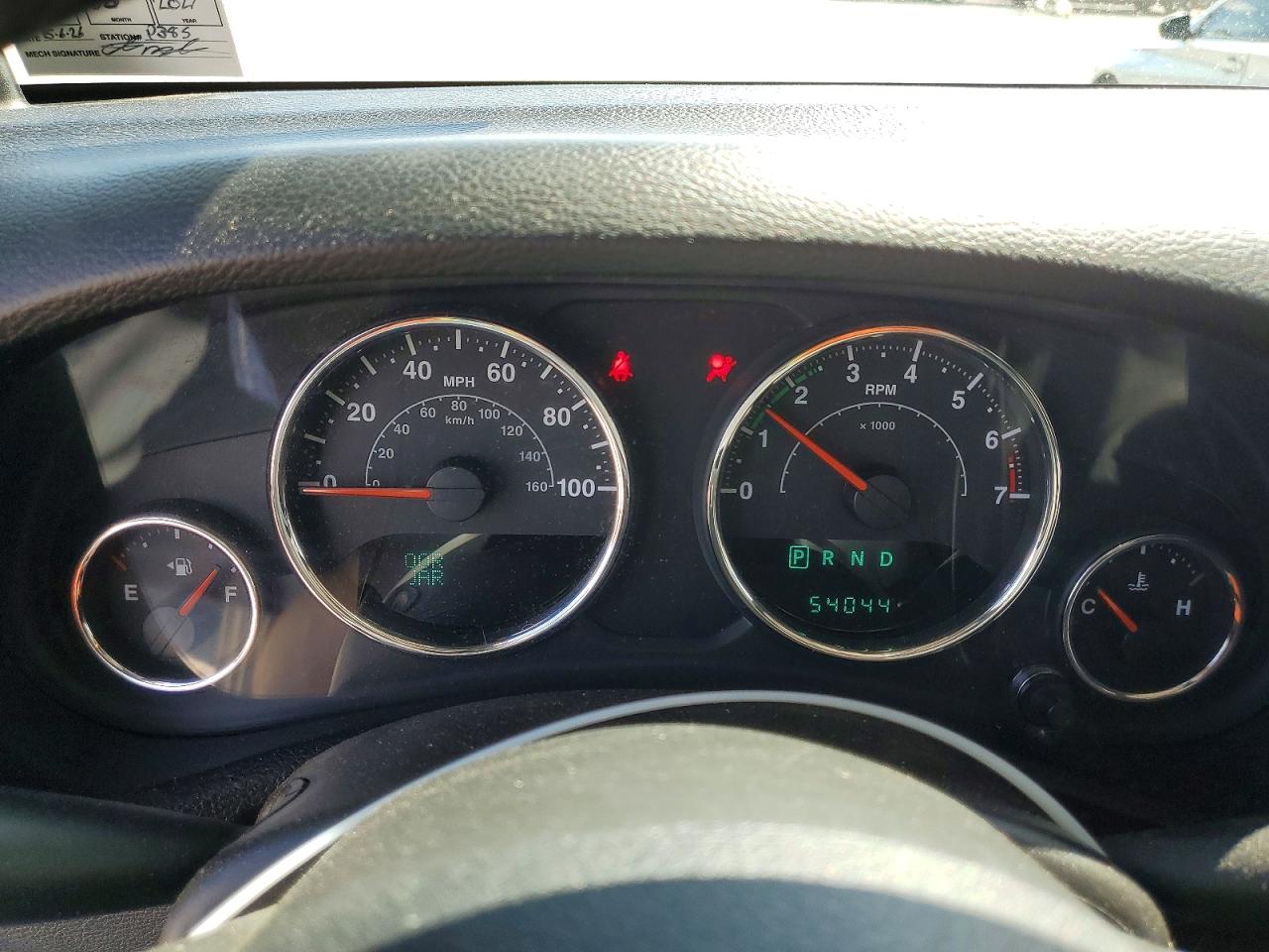 2014 Jeep Wrangler Unlimited Sahara Silver vin: 1C4BJWEGXEL203451