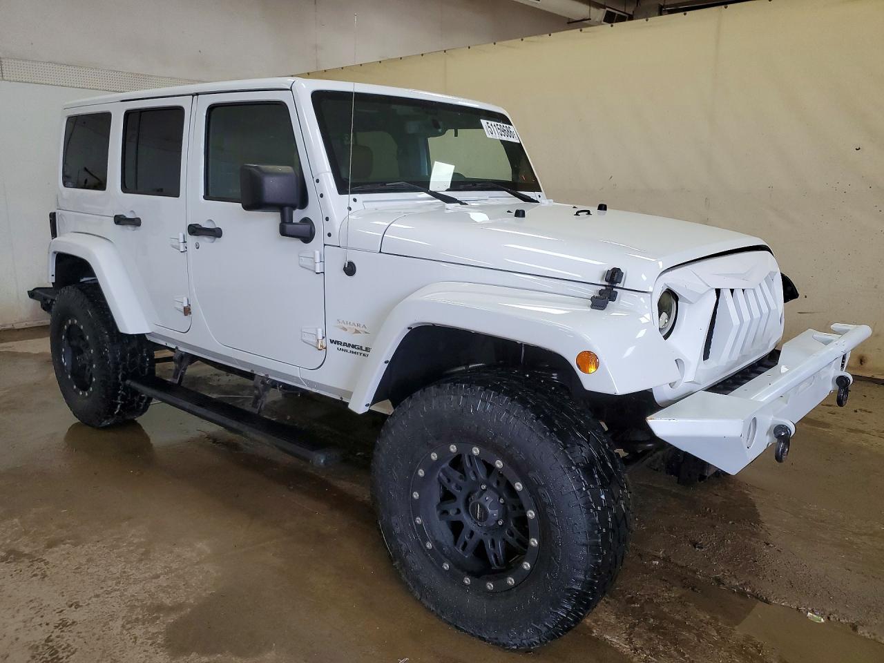2014 Jeep Wrangler Unlimited Sahara White vin: 1C4BJWEGXEL258255