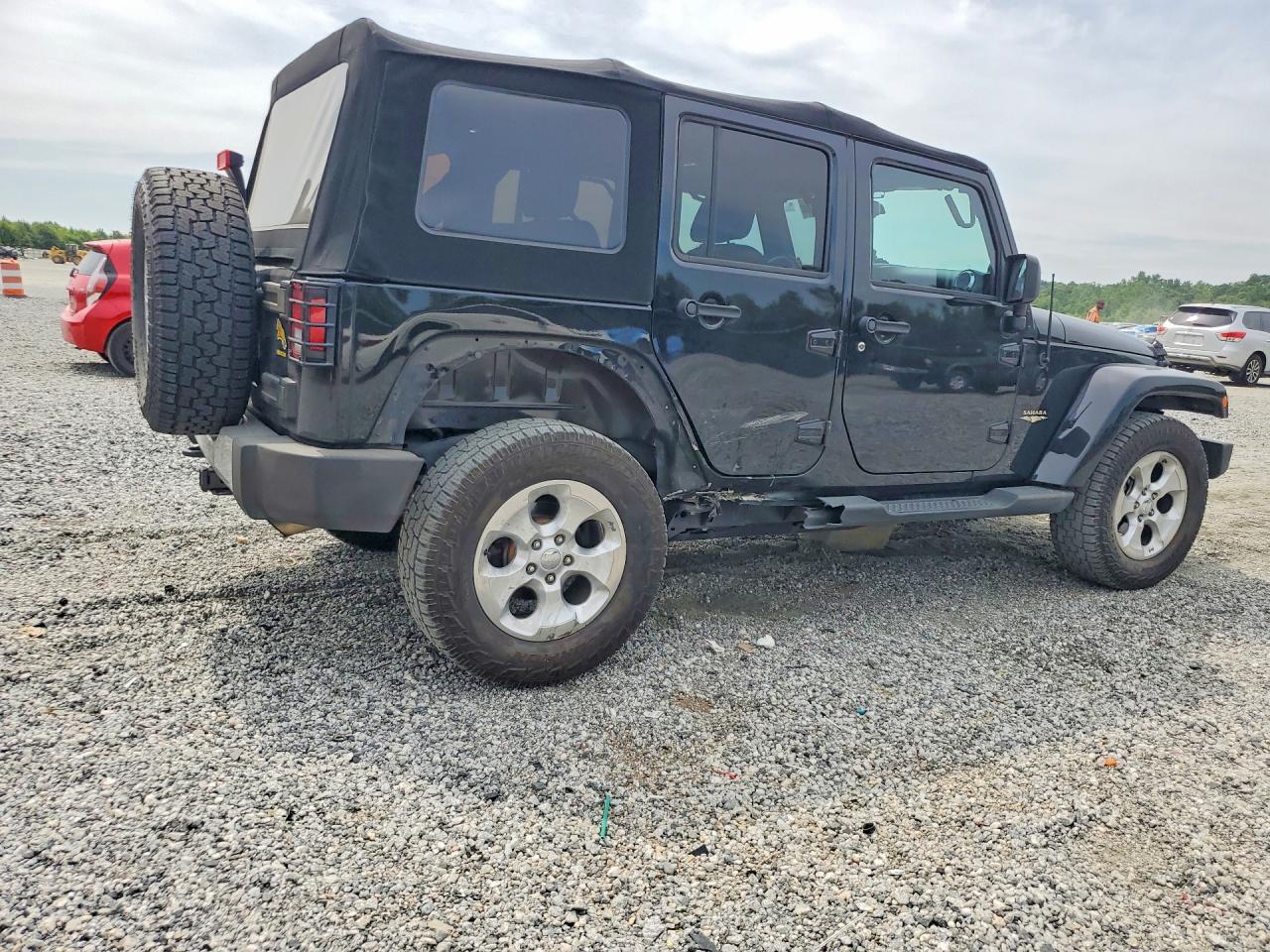 2014 Jeep Wrangler Unlimited Sahara Black vin: 1C4BJWEGXEL292891
