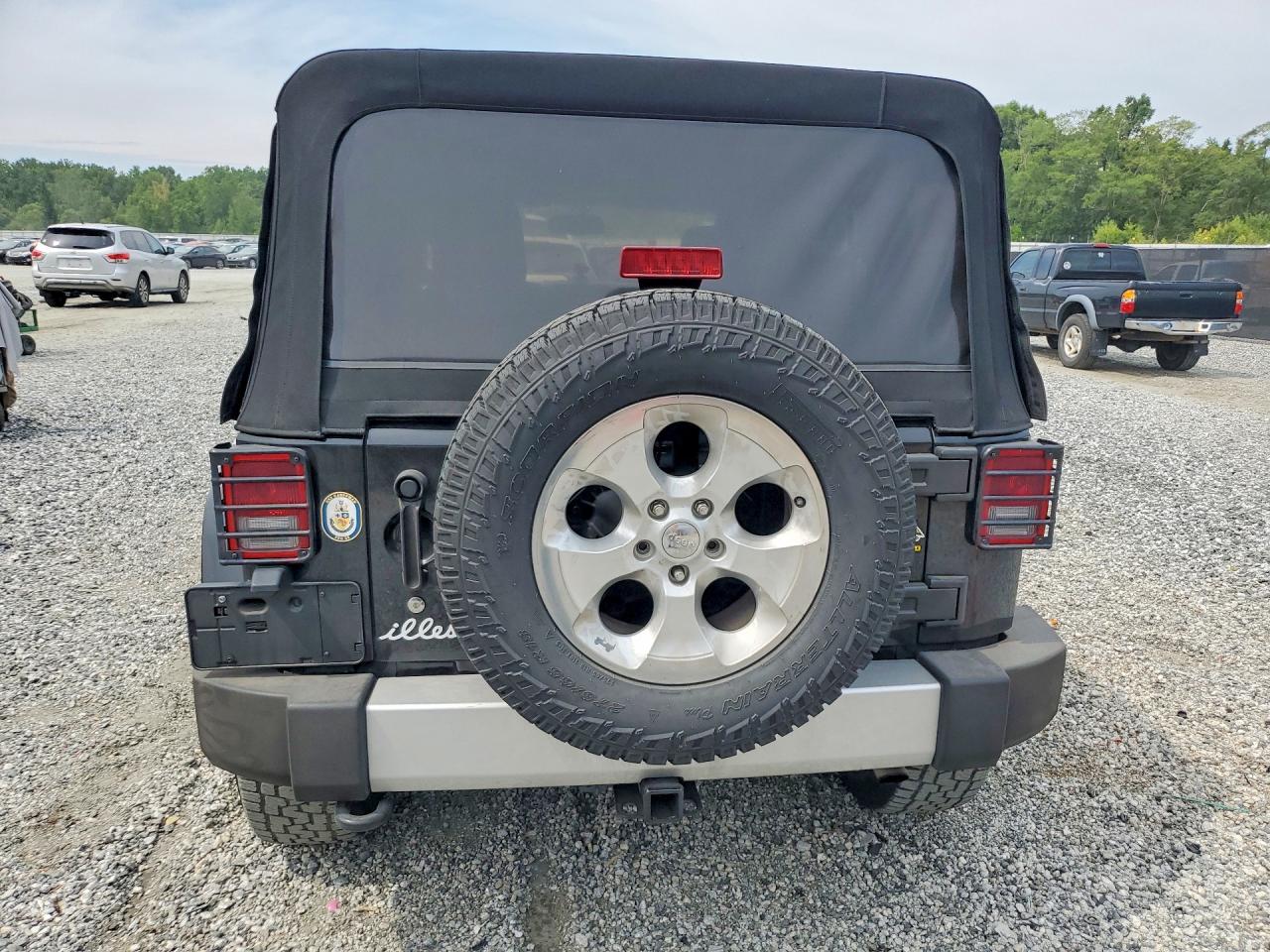 2014 Jeep Wrangler Unlimited Sahara Black vin: 1C4BJWEGXEL292891