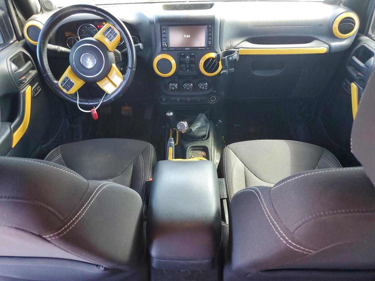 2014 Jeep Wrangler Unlimited Sahara Black vin: 1C4BJWEGXEL322732